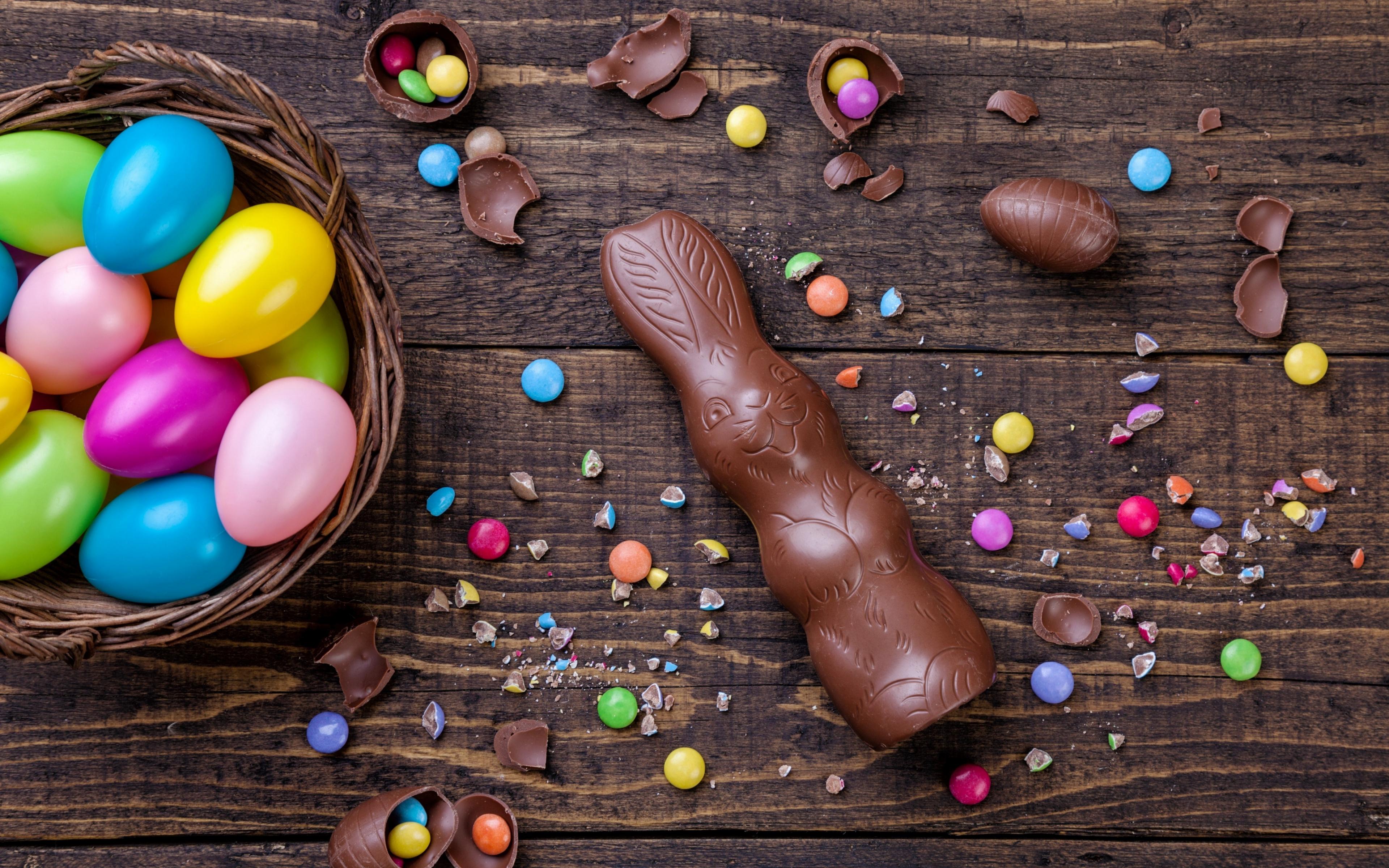 Download 3840x2400 wallpaper chocolate, bunny, easter, eggs, 4k