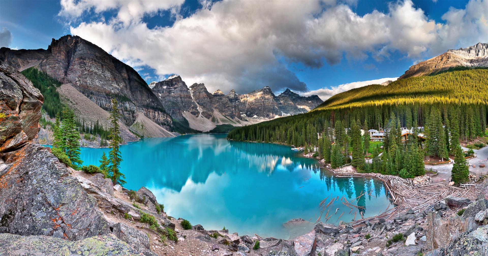Canadian Rockies: Lake Louise and Moraine Lake