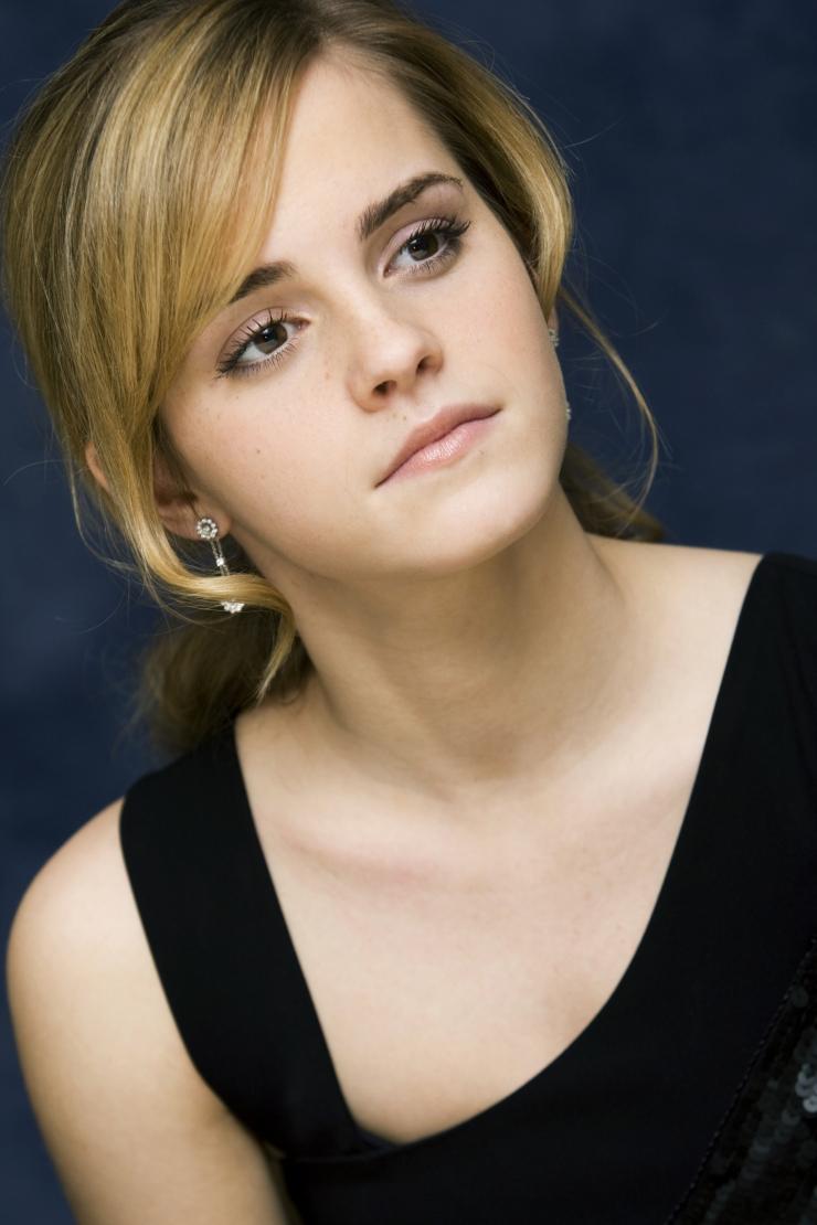 Emma Watson HD Wallpaper Mobile, Picture