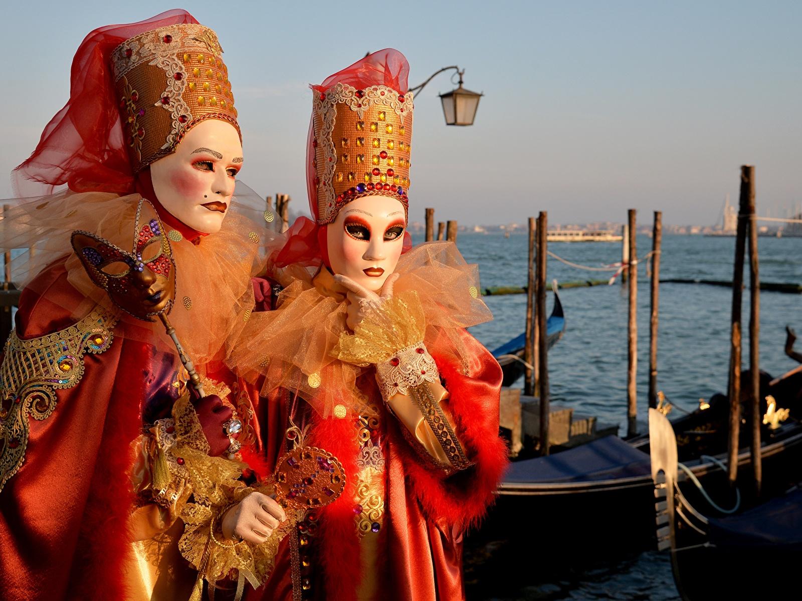 Wallpaper Venice Italy Two Masks Carnival and masquerade 1600x1200