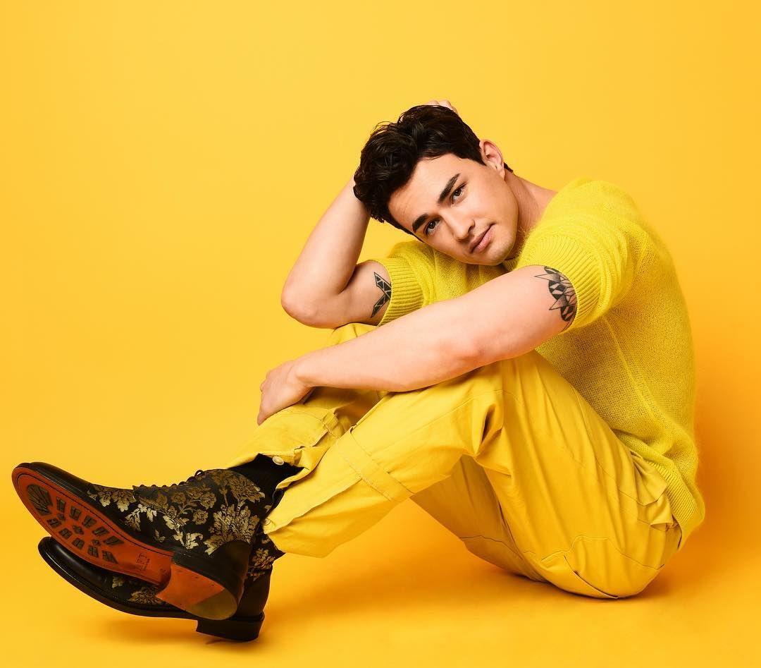Gavin Leatherwood on Instagram: “They call me mellow yellow