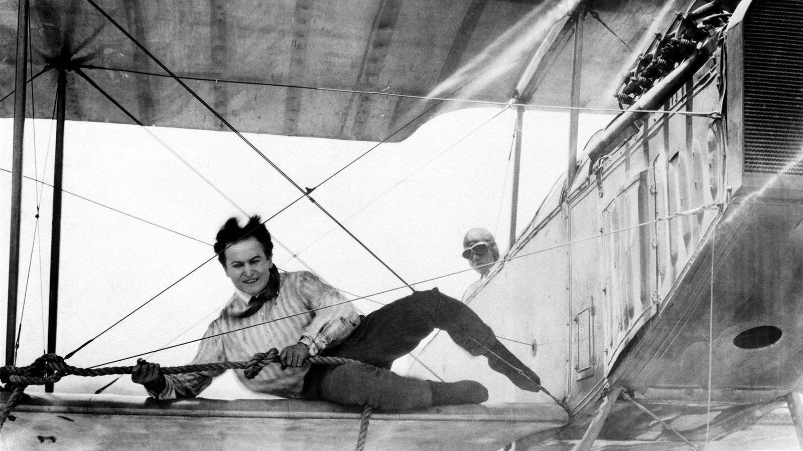 Harry Houdini's Famous Film Disappears