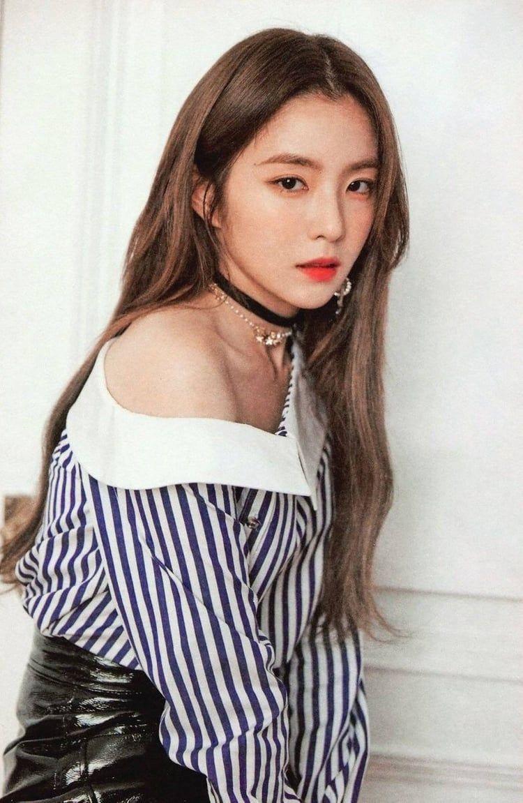 Red Velvet Irene Wallpaper