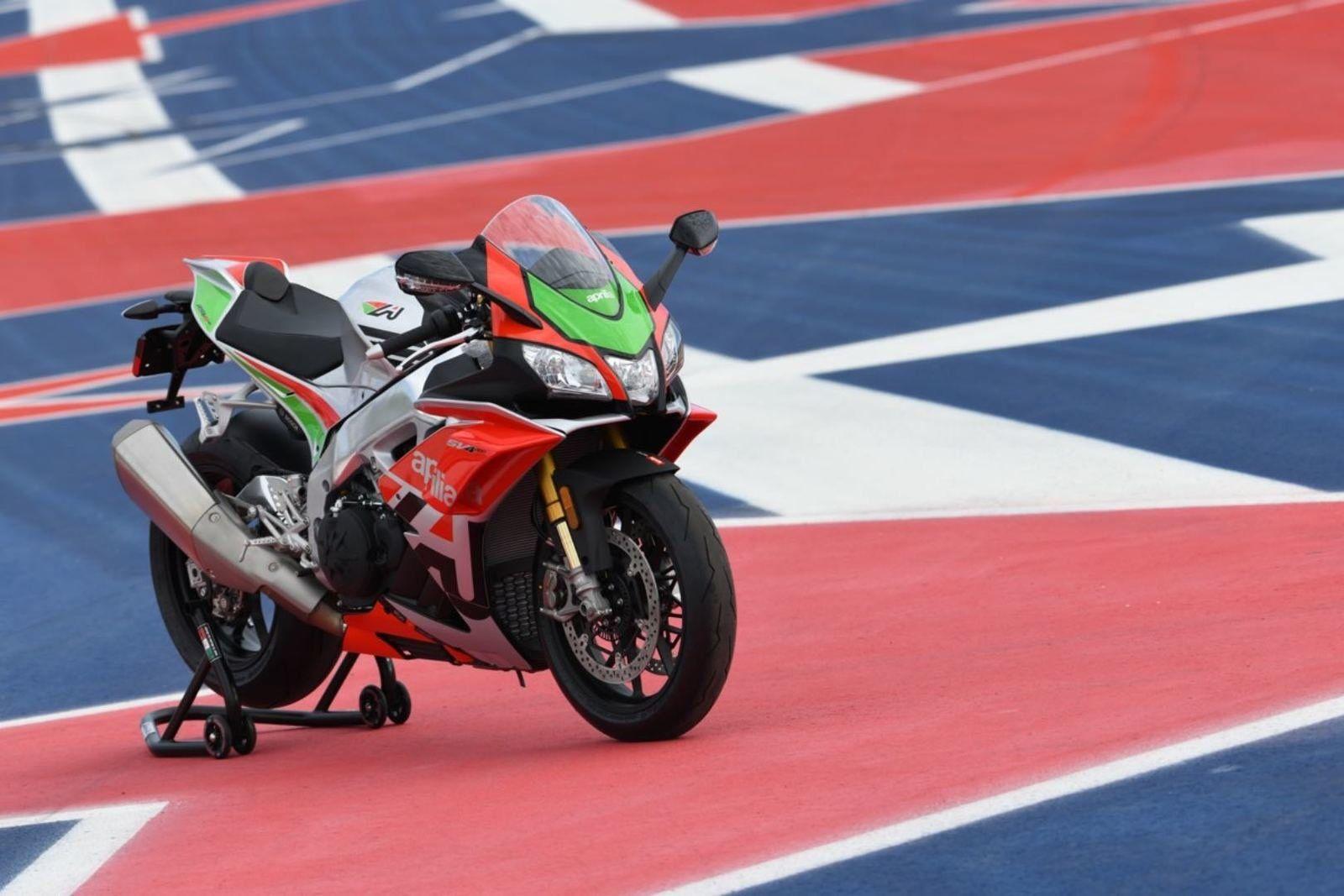 Aprilia RSV4 RF LE Picture, Photo, Wallpaper