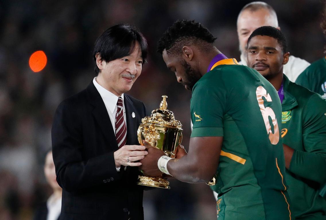 South Africa begin trophy celebrations after winning 2019 Rugby