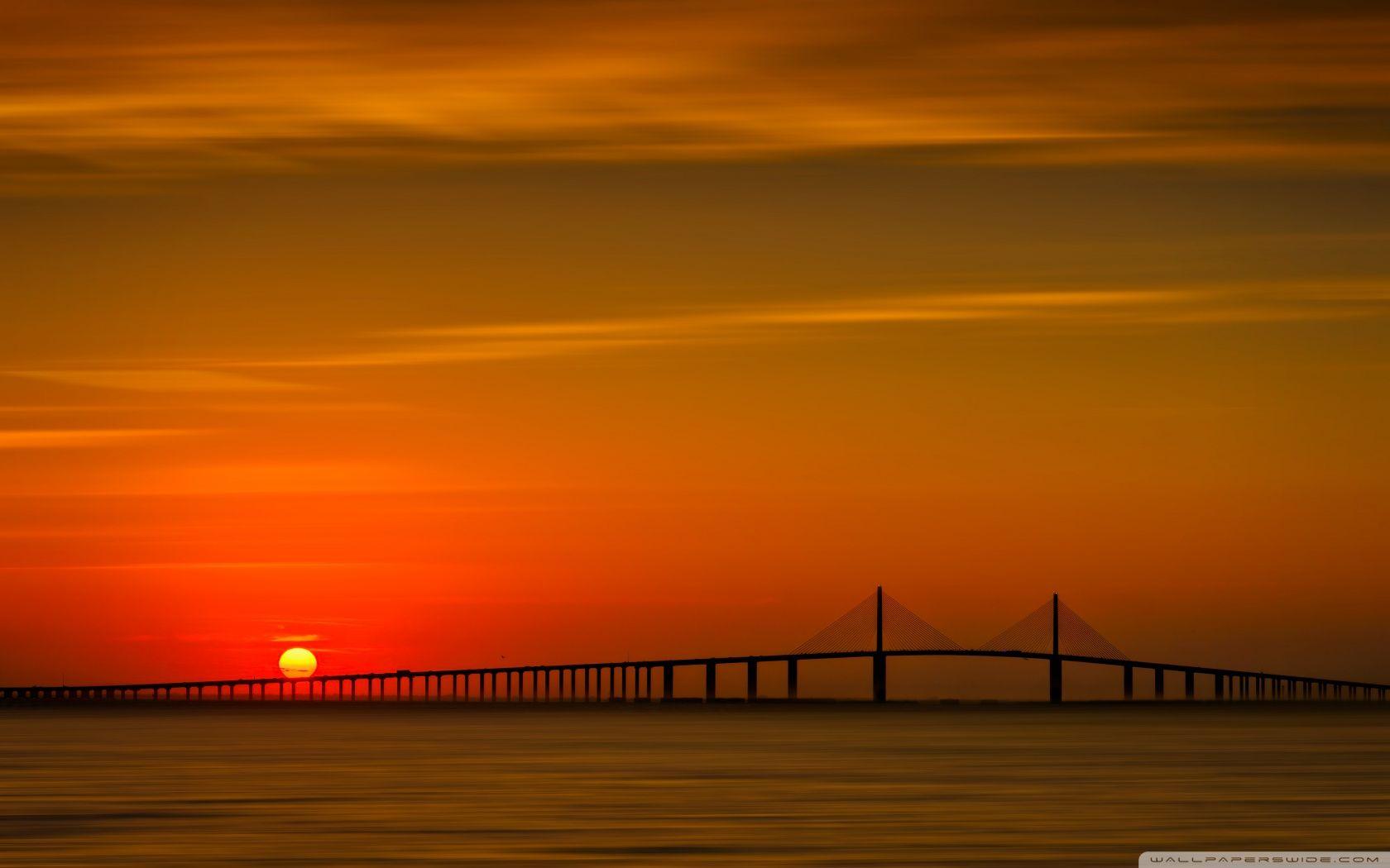 Sunshine Skyway Bridge, Florida Ultra HD Desktop Background
