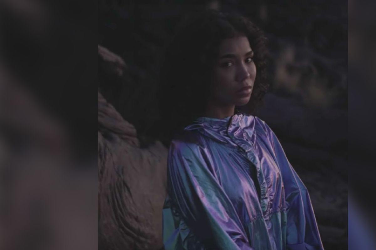 Jhené Aiko releases a new freestyle Triggered