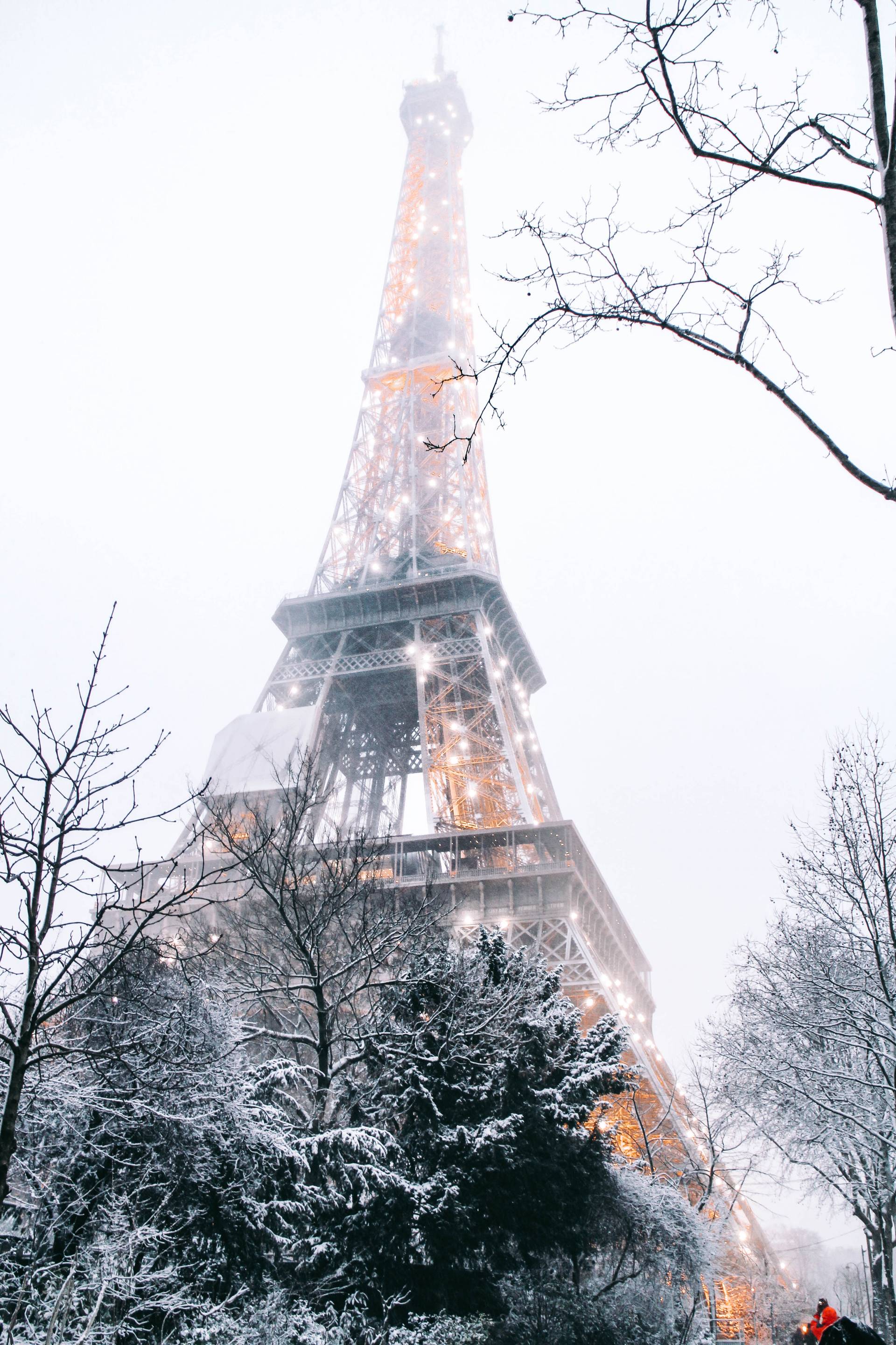 Snowy Paris (iPhone Wallpaper)