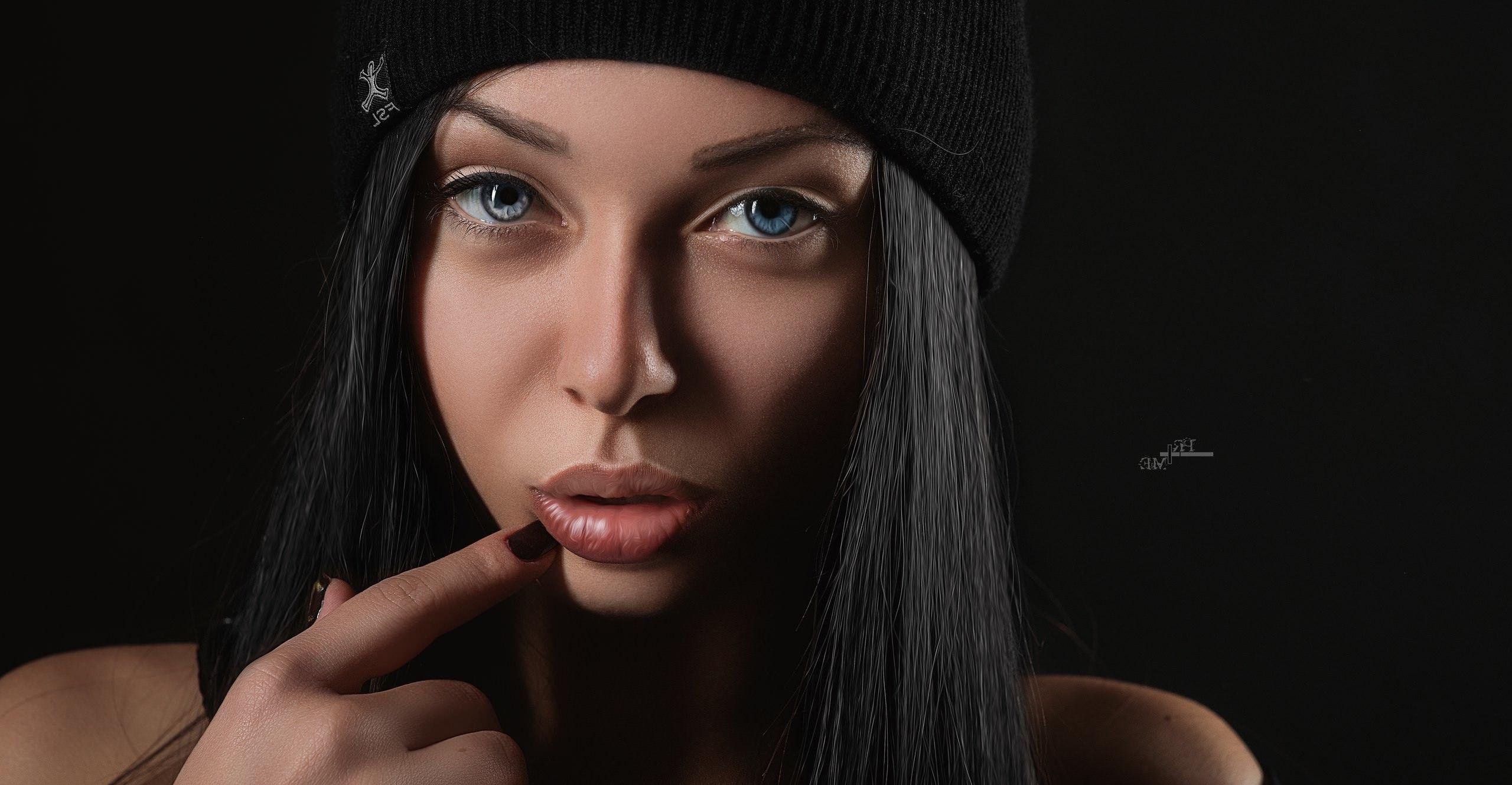 women, Face, Blue Eyes, Black Background, Closeup Wallpaper HD / Desktop and Mobile Background