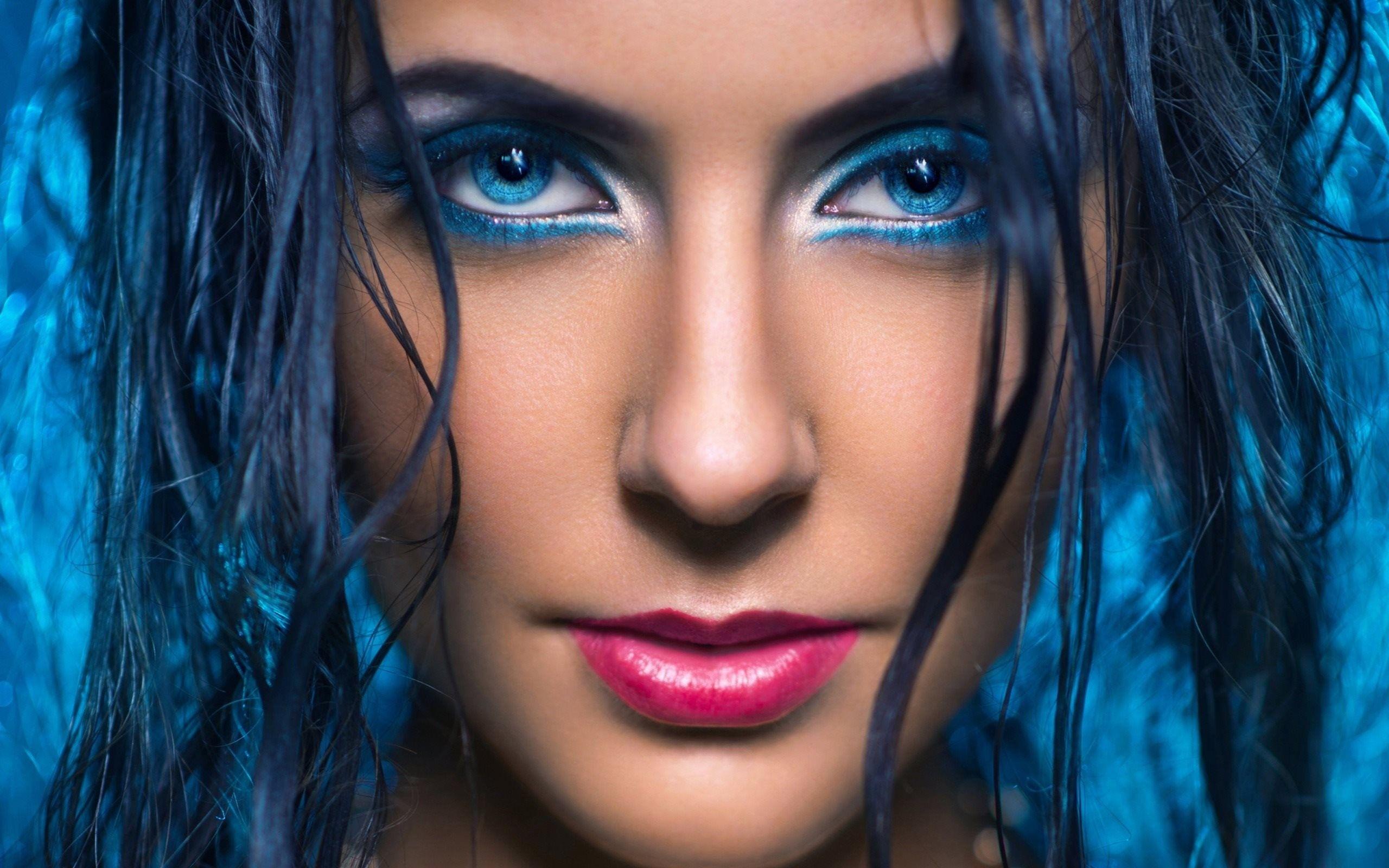 #portrait, #face, #makeup, #closeup, #women, #blue eyes