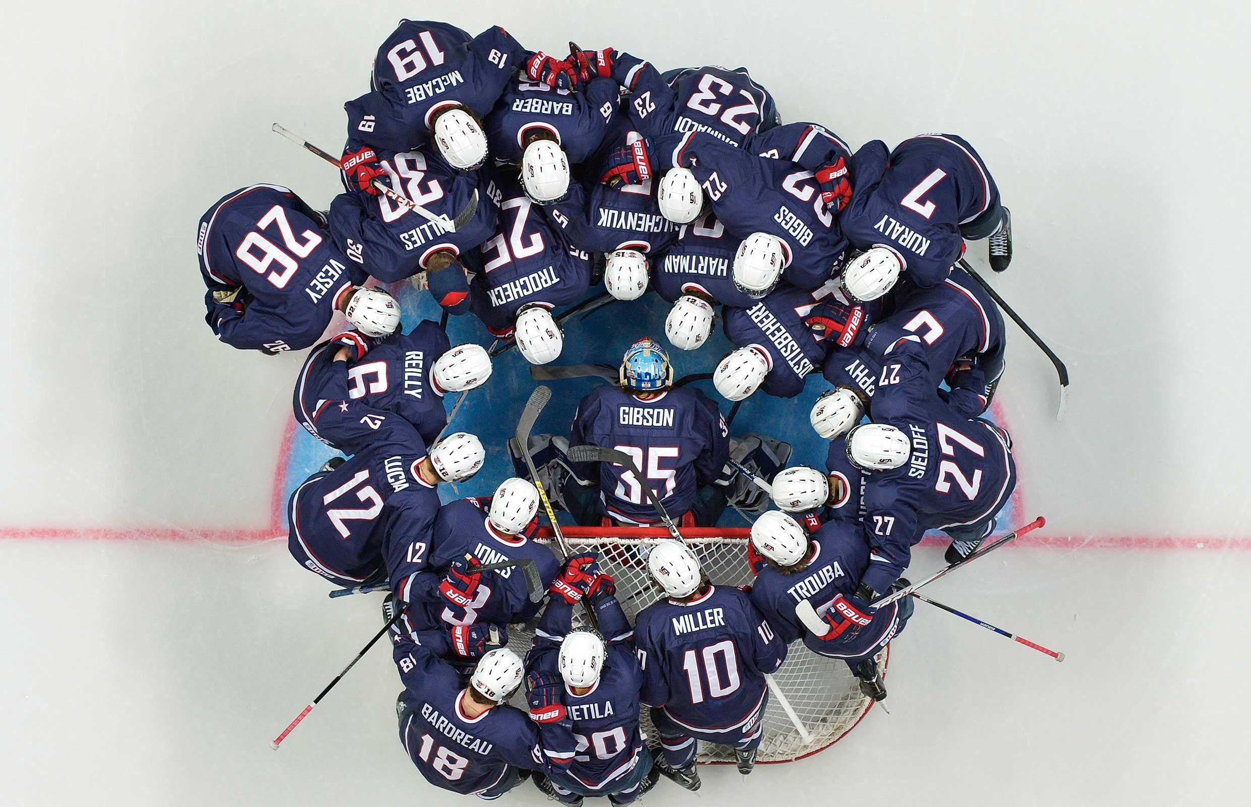USA Hockey iPhone Wallpaper