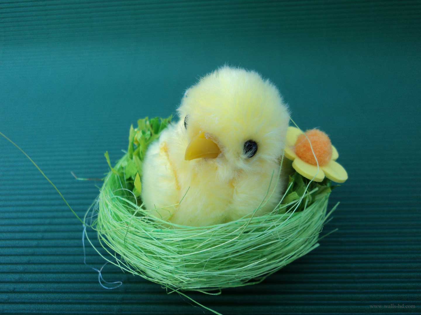 Free Christian Wallpaper: 7 Cute Easter Chicks Desktop Wallpaper
