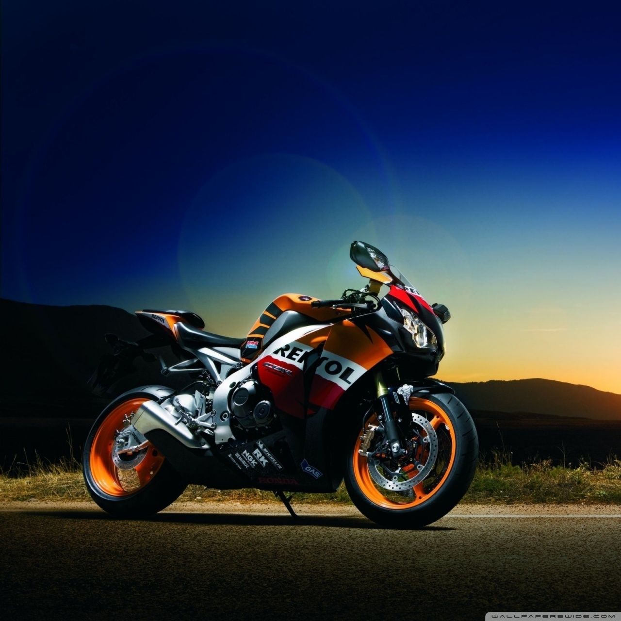 Honda CBR Motorcycle Ultra HD Desktop Background Wallpaper for 4K