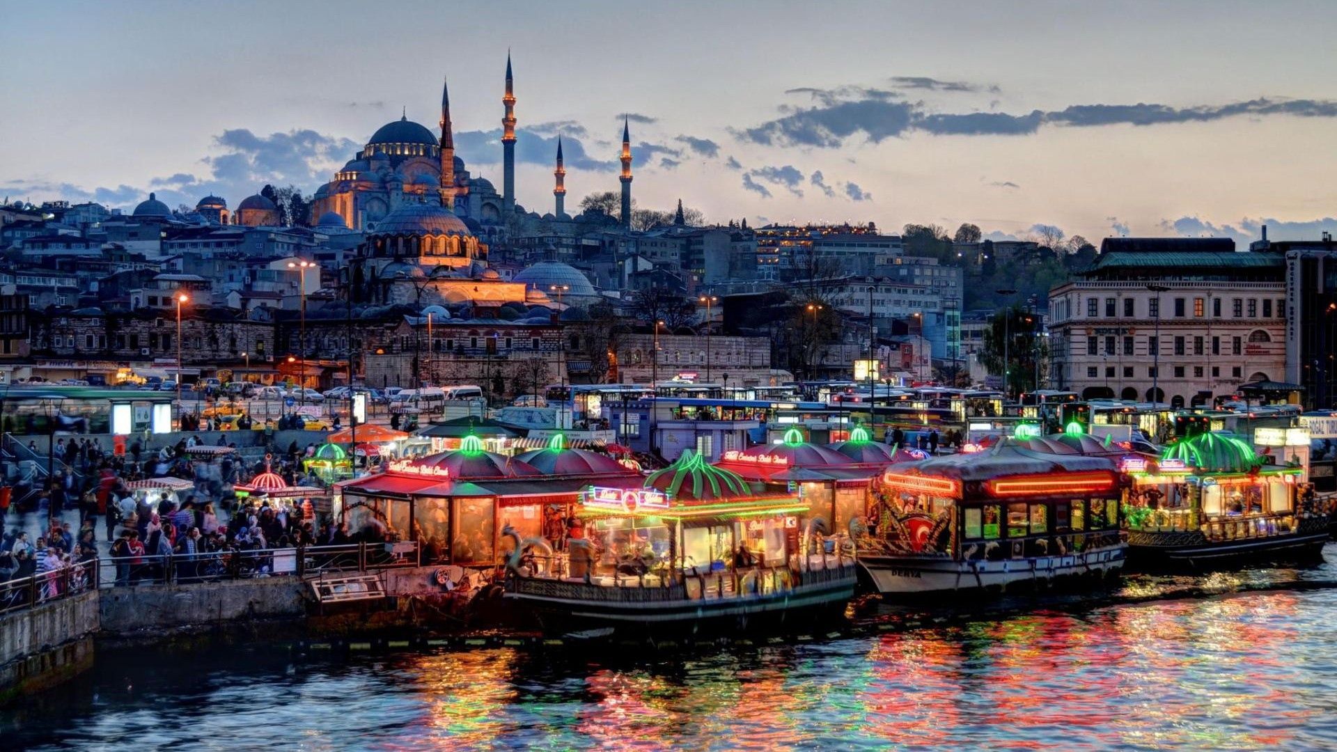 Evening market in Istanbul Desktop wallpaper 1920x1080