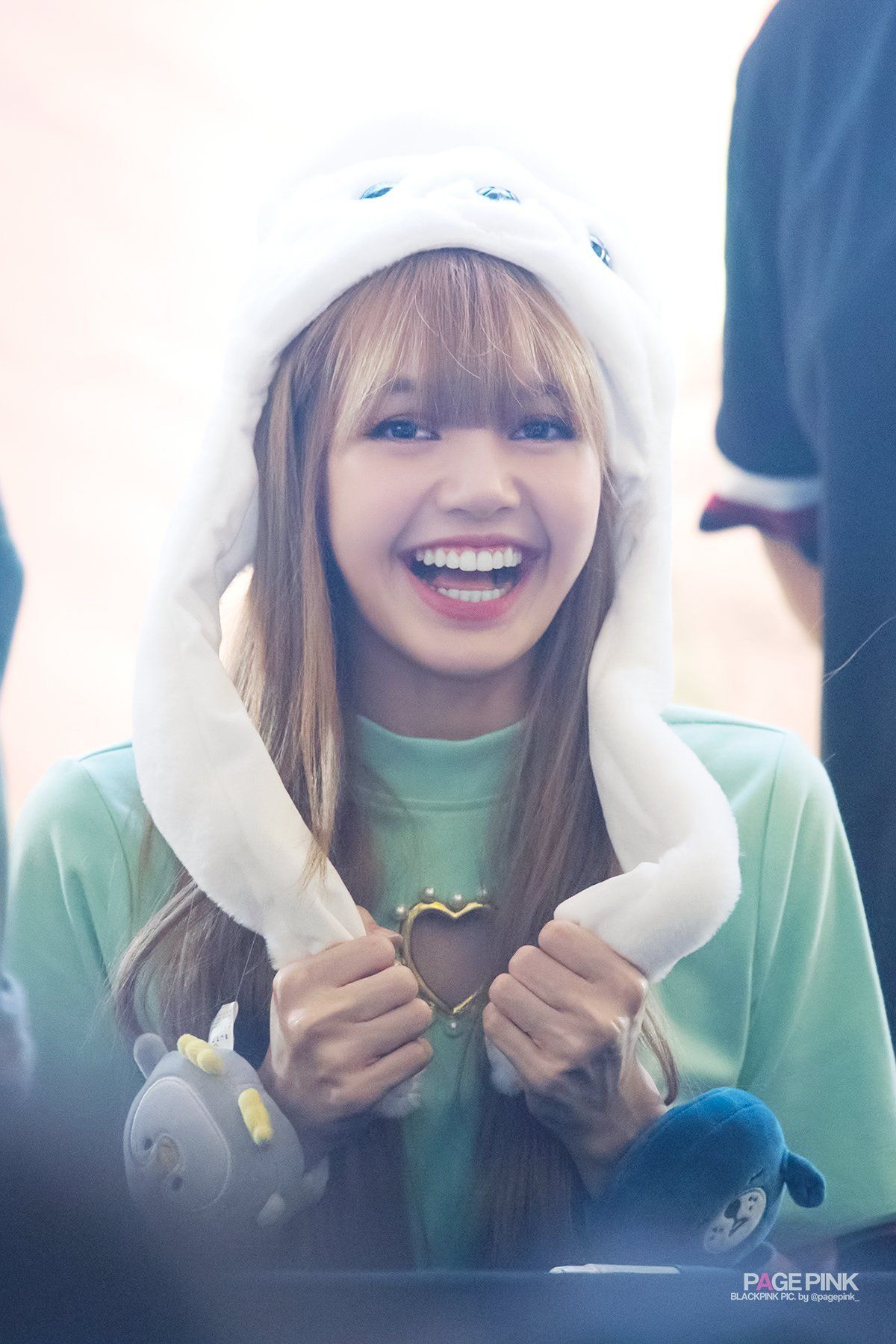 PAGE PINK. DO NOT EDIT”. Blackpink lisa, Lisa blackpink