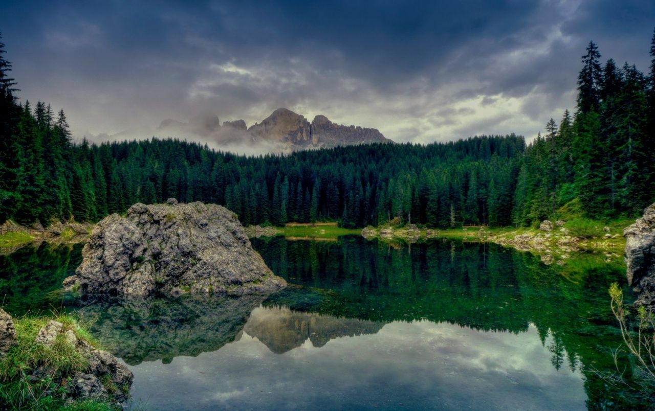 Dark Green Lake HD Wallpaper Wallpaper