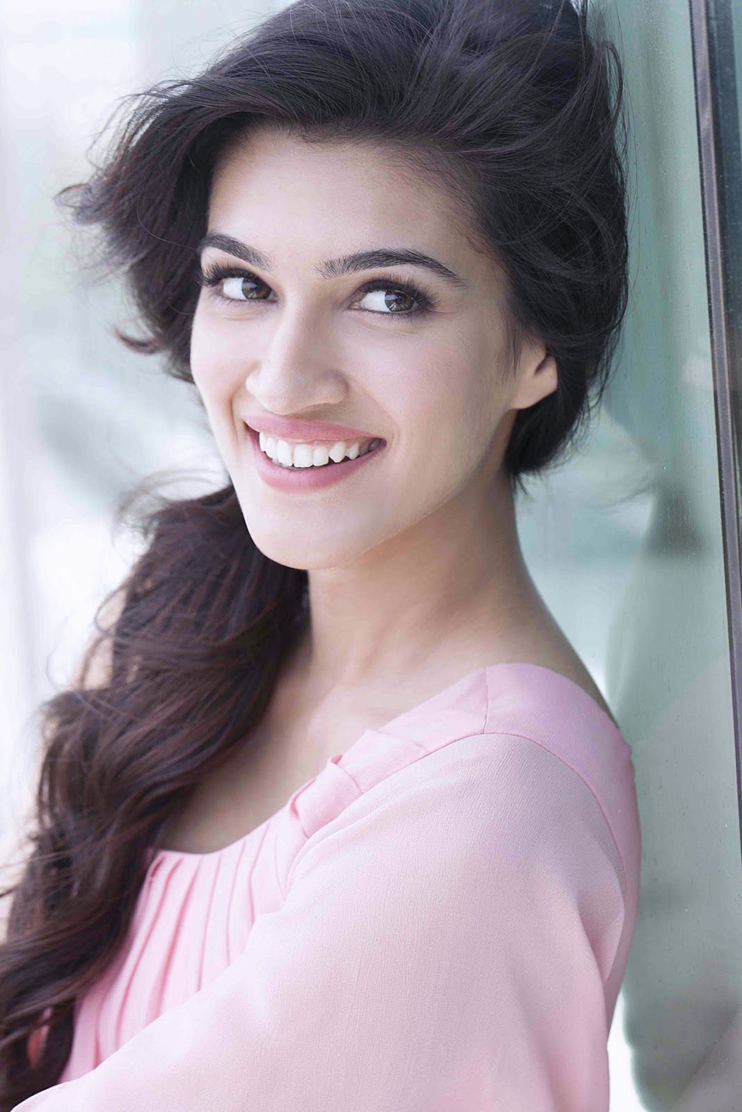 Kriti Sanon Wallpaper Sanon Wallpaper Hd, Download