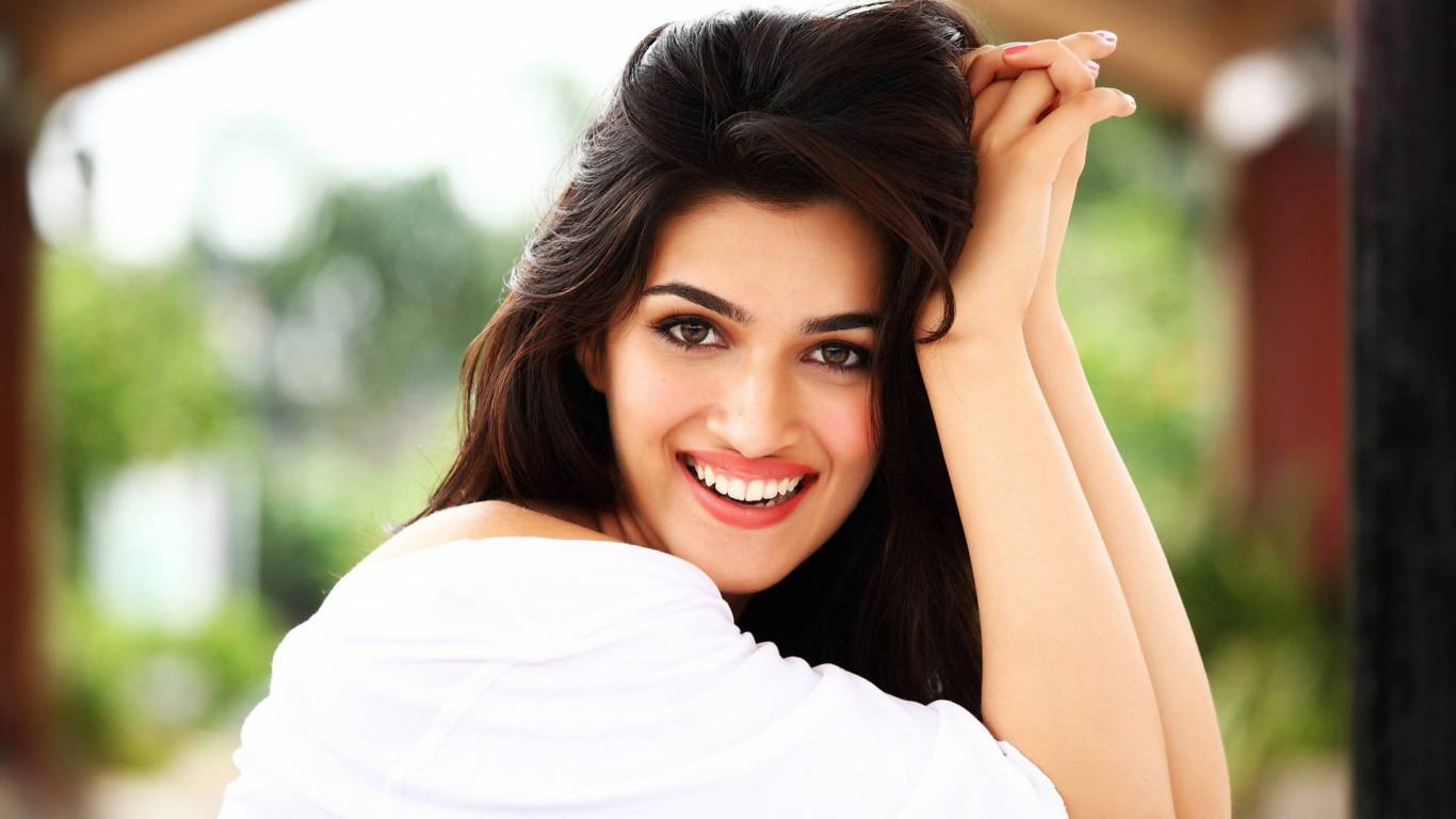 Kriti Sanon HD Wallpaper. Latest Kriti Sanon Wallpaper HD Free