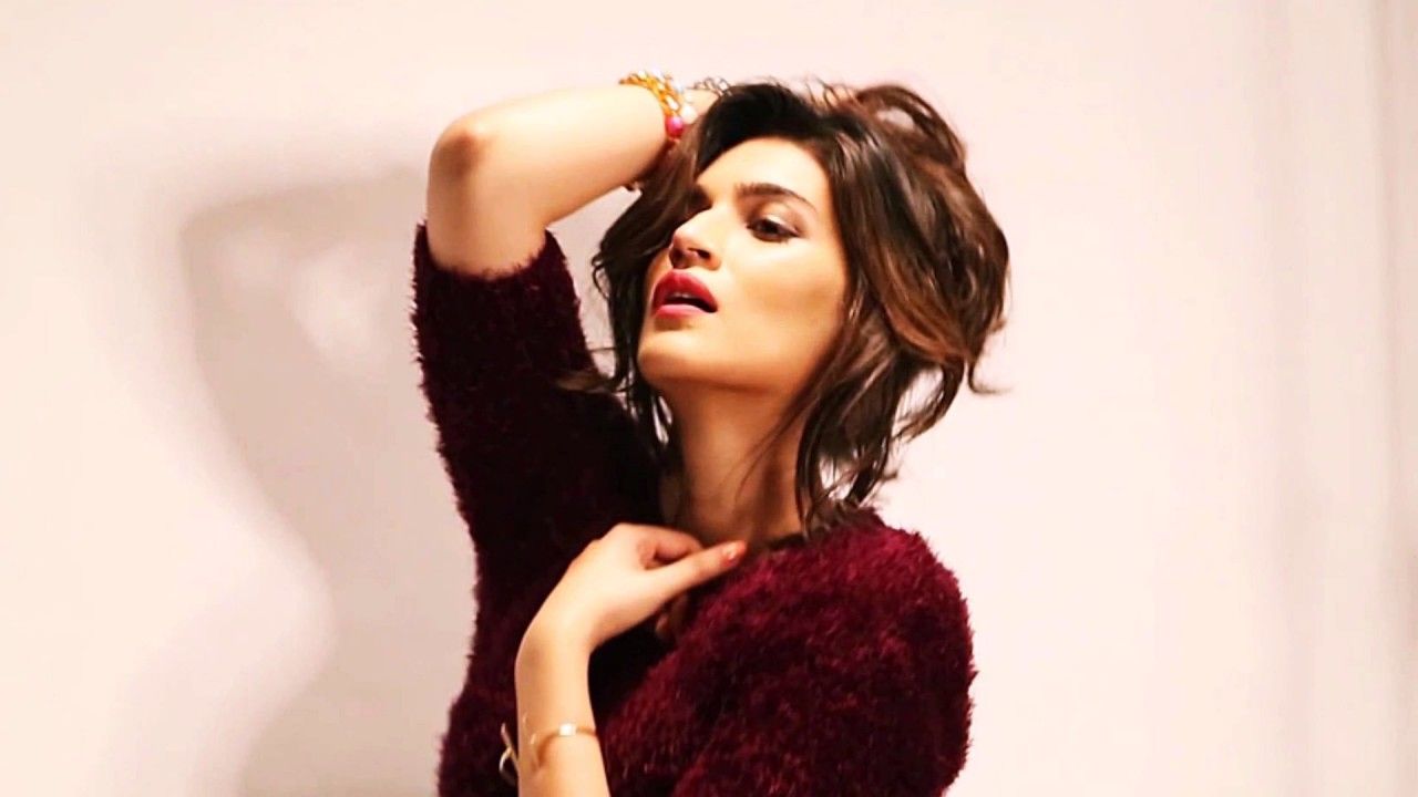 Hottest Rare Photo Of Kriti Sanon, You Can't Take