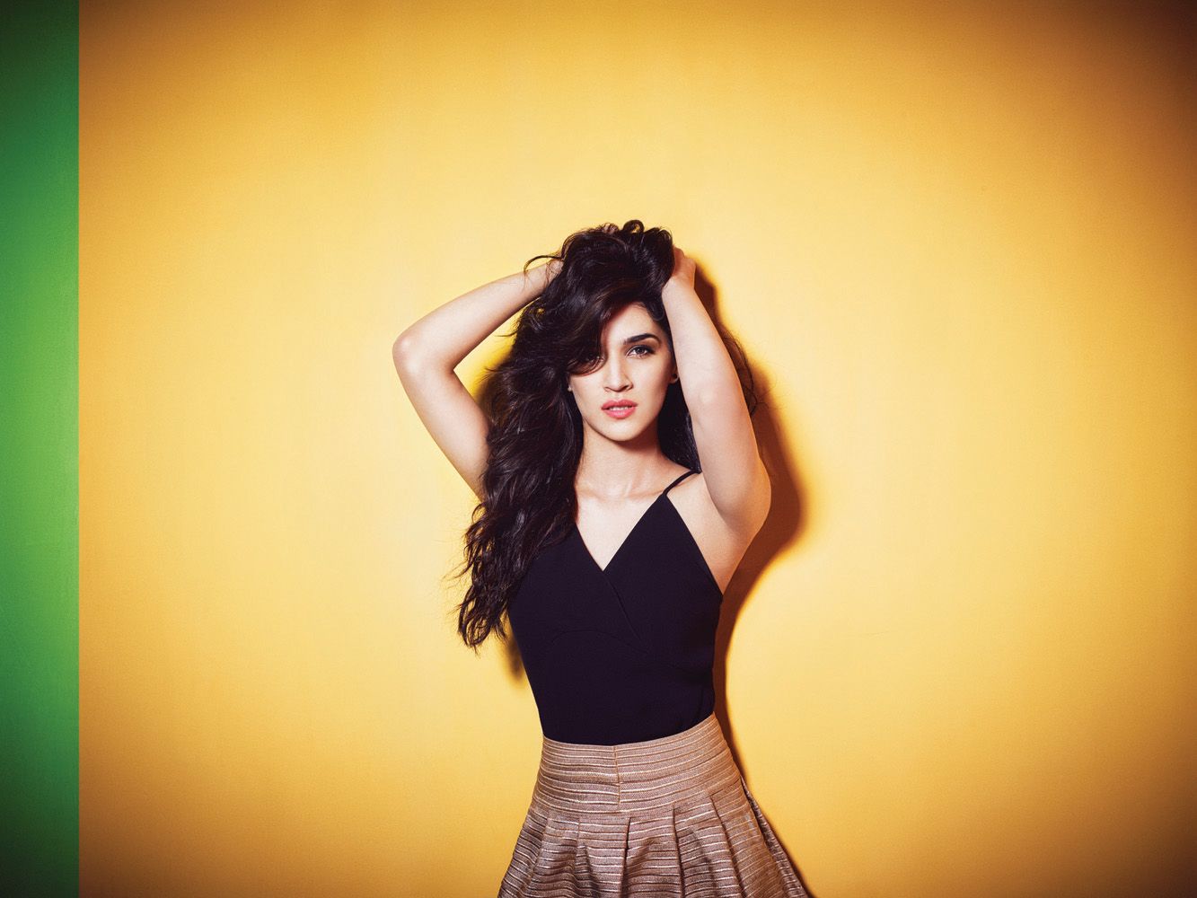 Kriti Sanon Movies, News, Songs, Image, Interviews