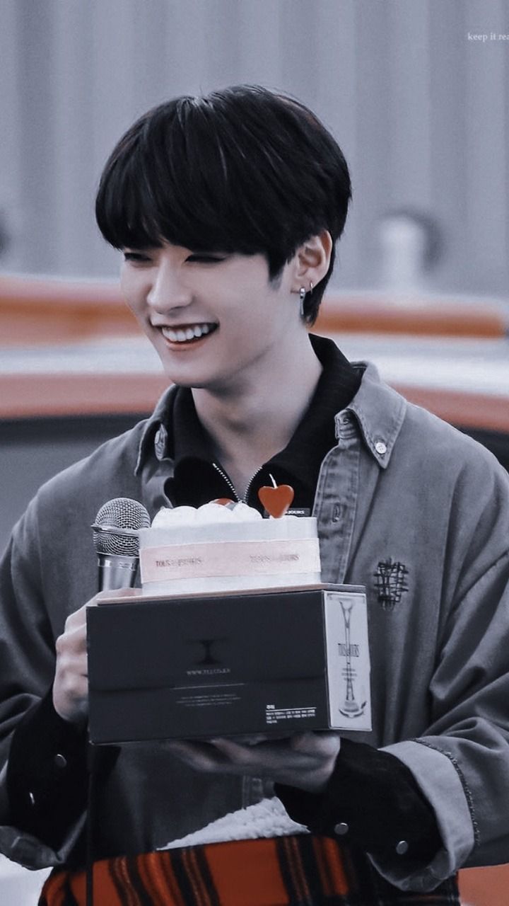 lee know lockscreens