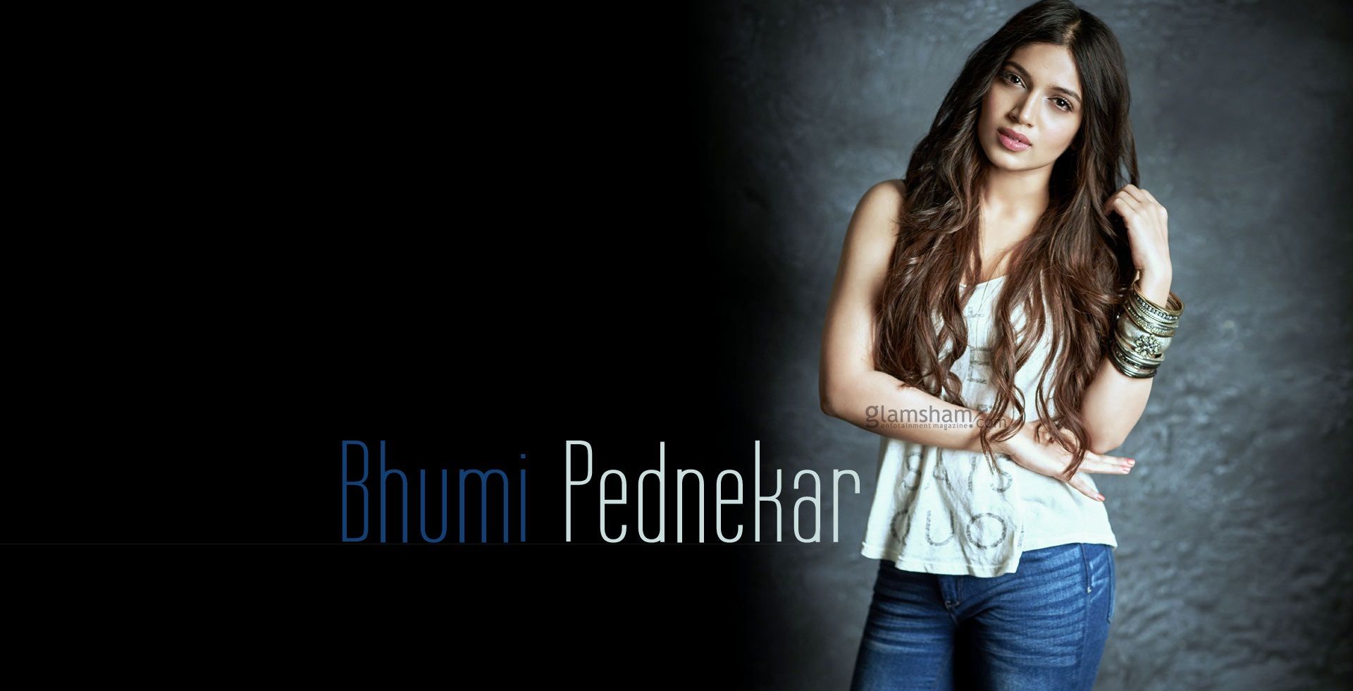 Bhumi Pednekar Hot & Look In Bikini Picture Photohoot