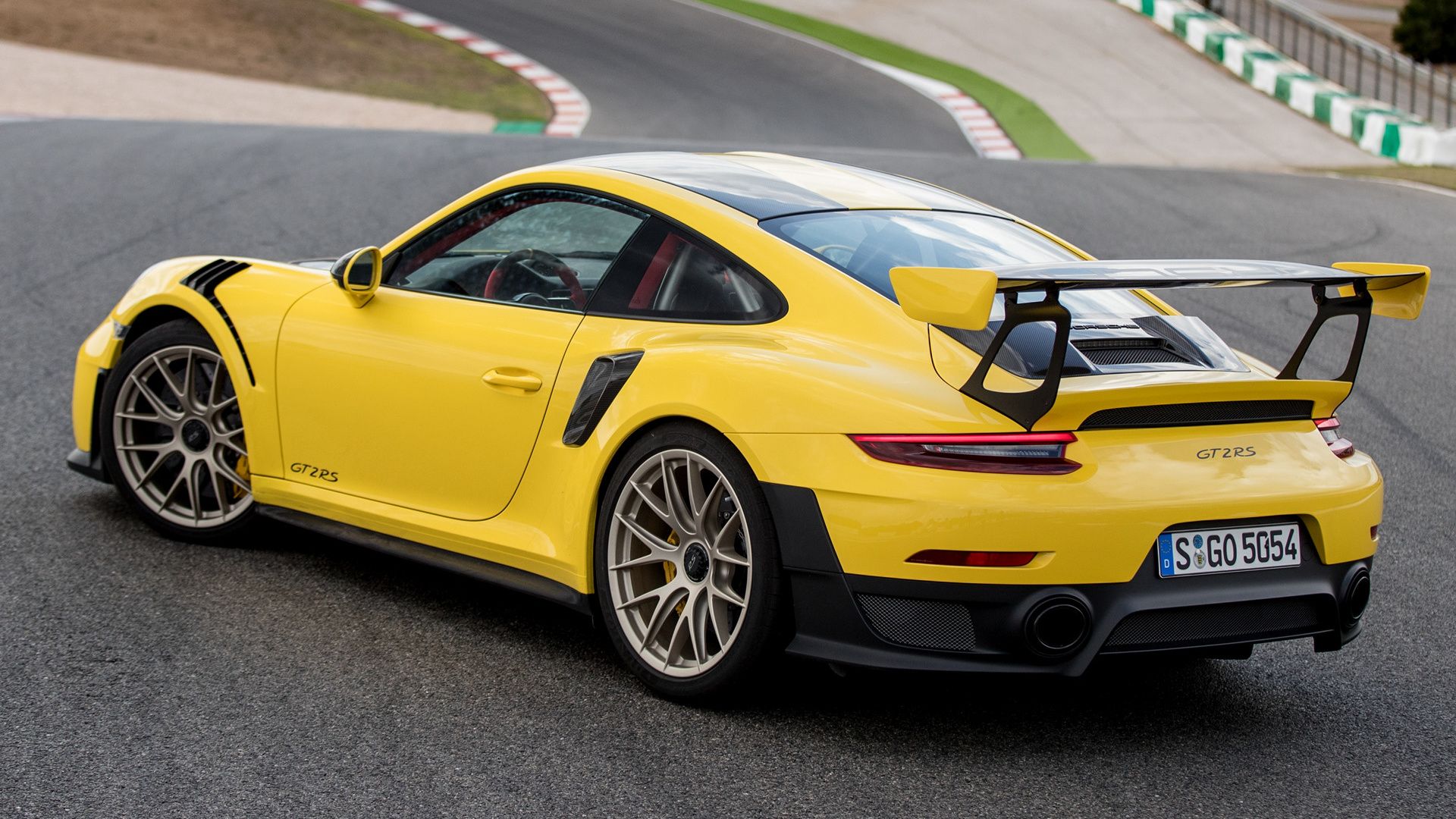 Free download 2017 Porsche 911 GT2 RS HD Wallpaper Background