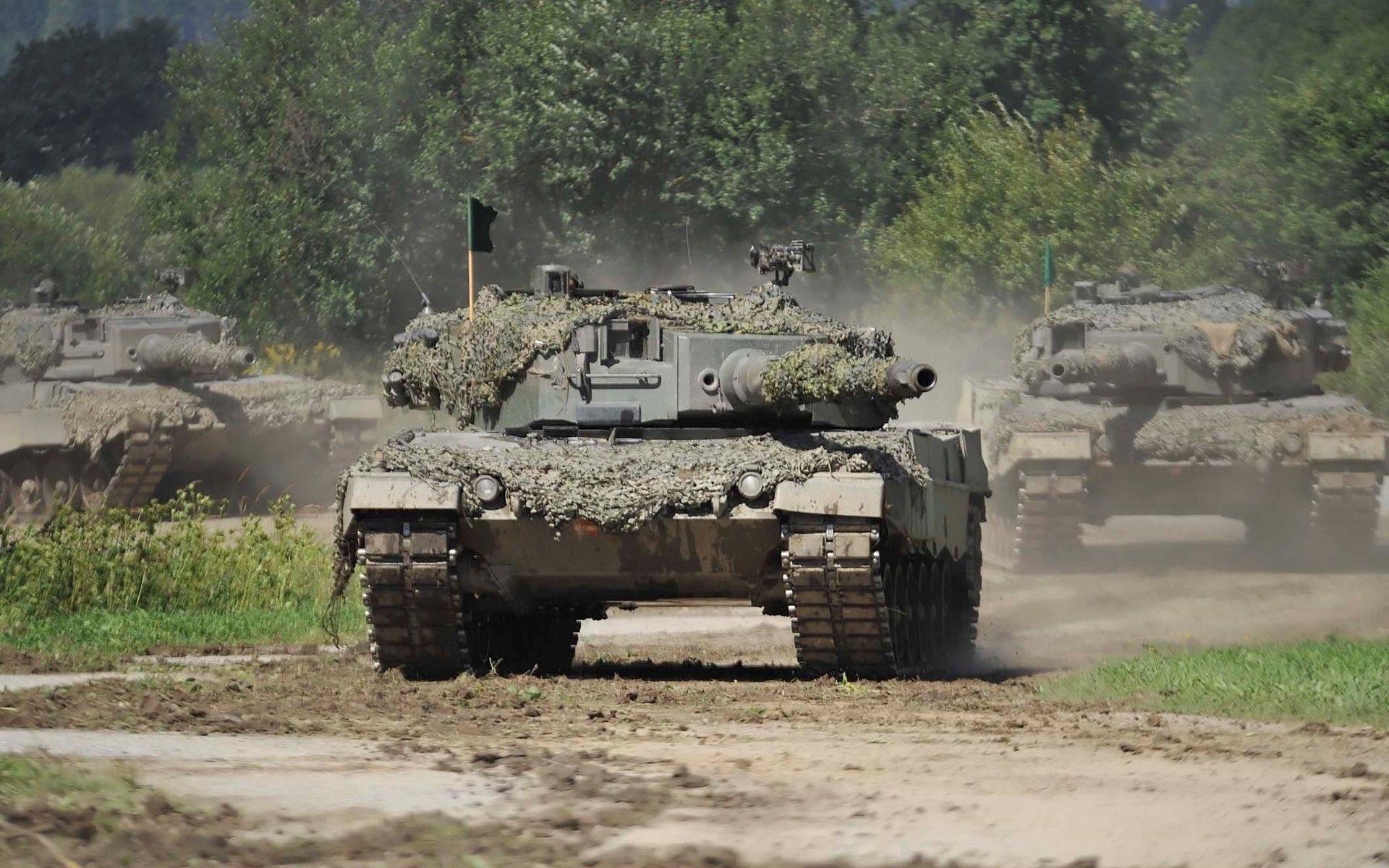 Dangerous Army Tank On War HD Wallpaper 2a Download