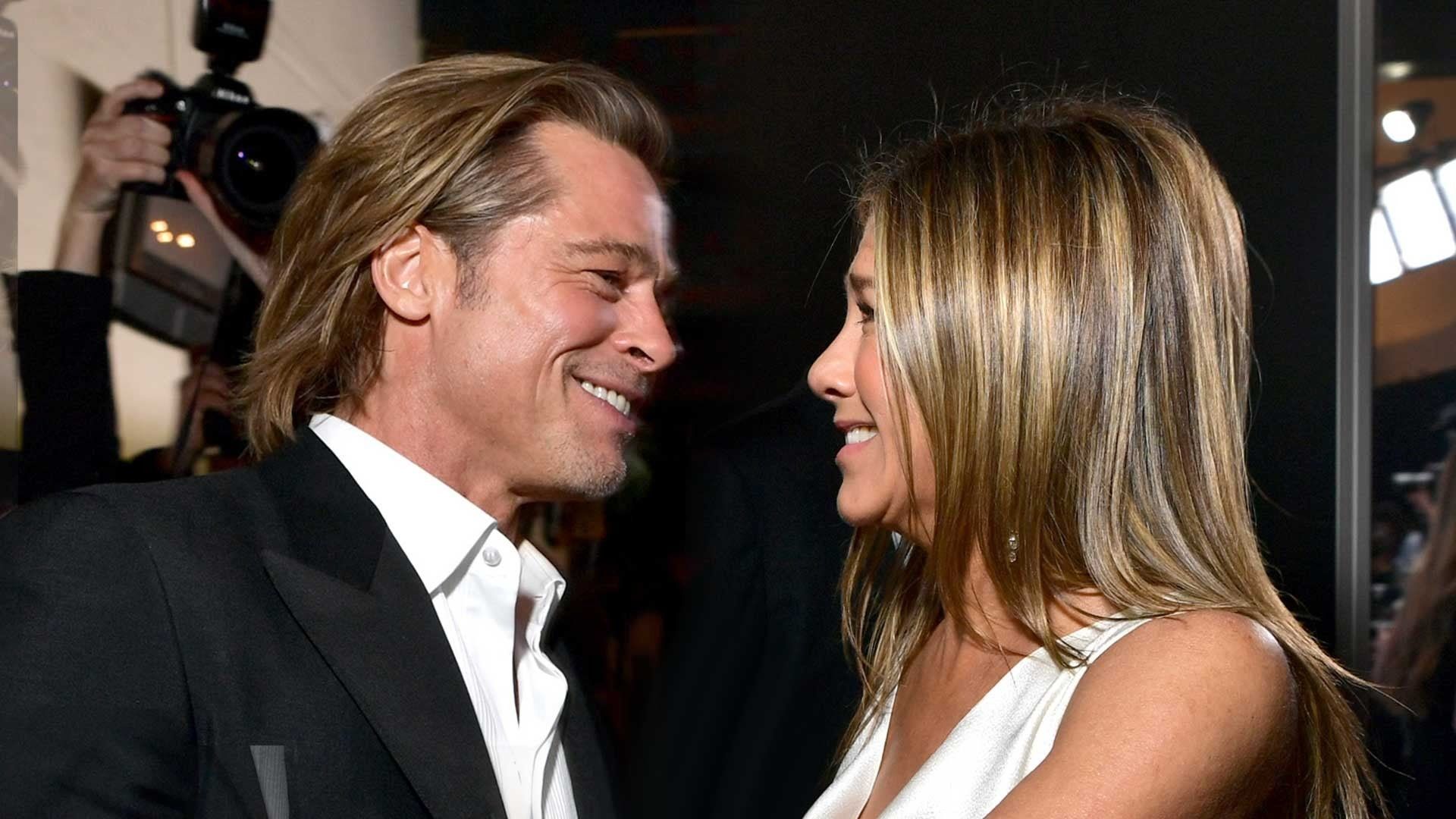 Jennifer Aniston, Brad Pitt are having a Summer Marriage, Stars