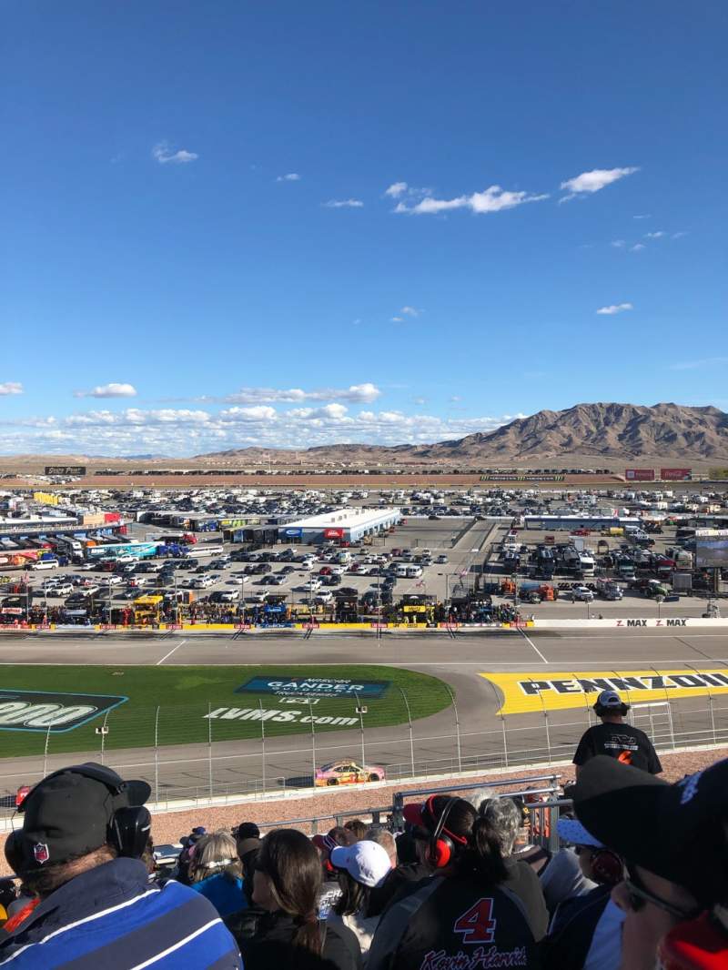 Las Vegas Motor Speedway, section row seat 4