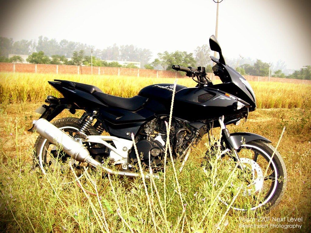 Bajaj Pulsar 220 Wallpaper 04. Faisal A Khan