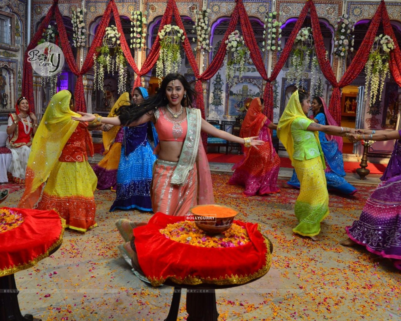 Wallpaper Prakash Wayangankar on the sets of Pehredaar