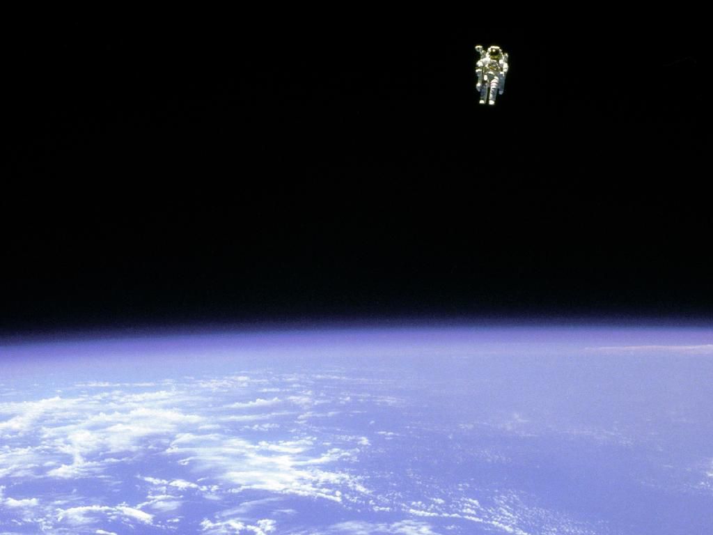 Bruce McCandless' Terrifying Looking Spacewalk