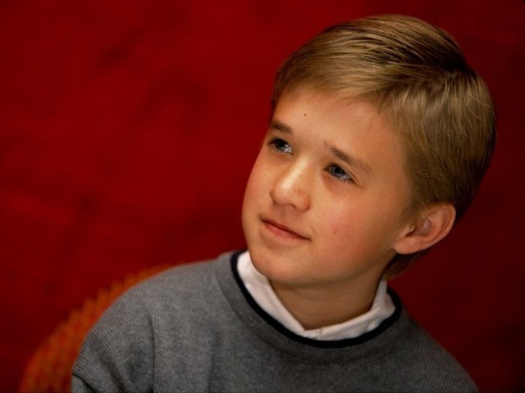 Haley Joel Osment wallpaper