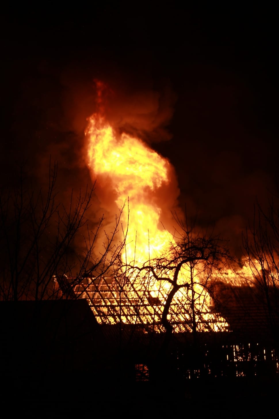 burning house free image