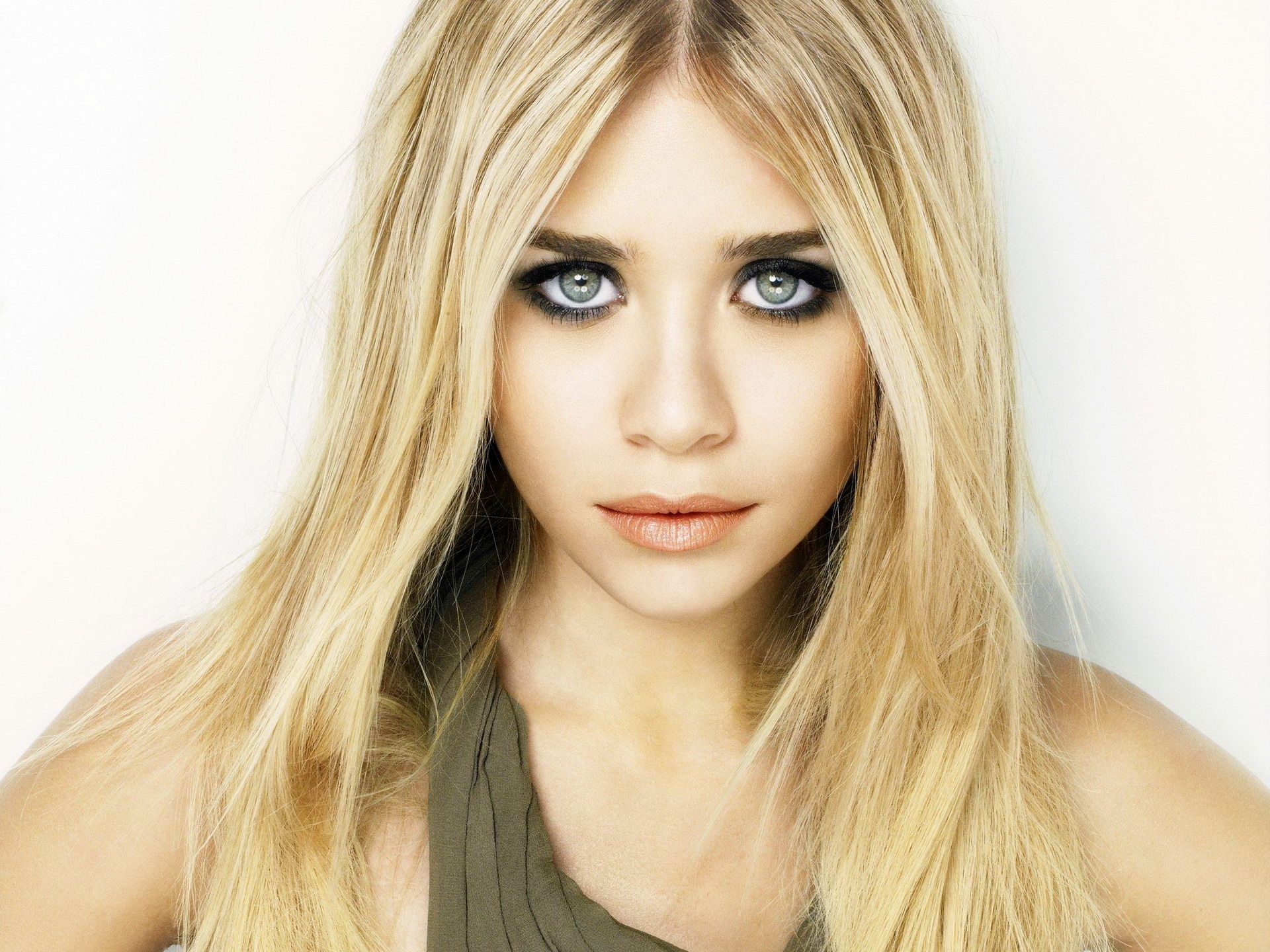 Picture Of Ashley Olsen
