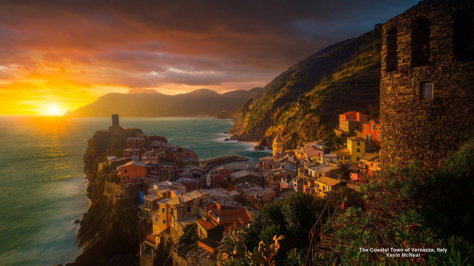 Photography HDR Vernazza Italy House Village Sunset Ocean Mountain