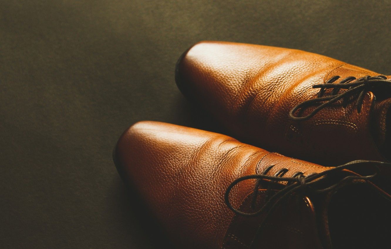 Wallpaper light, the dark background, Shine, shoes, pair, shoes, floor, brown, laces, new, lacing, clean, leather, classic, new, unique aesthetics image for desktop, section разное