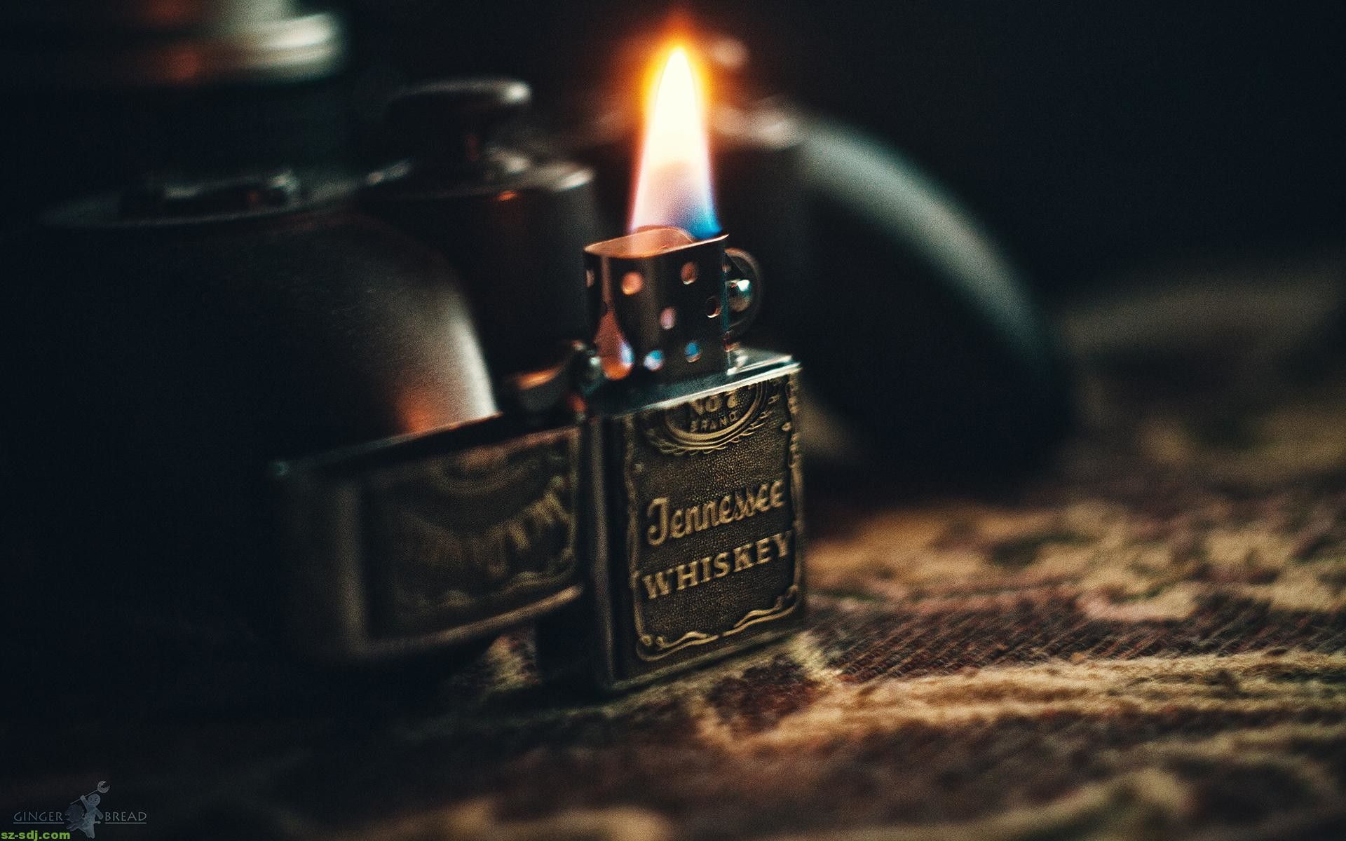 Design Lighter Wallpaper