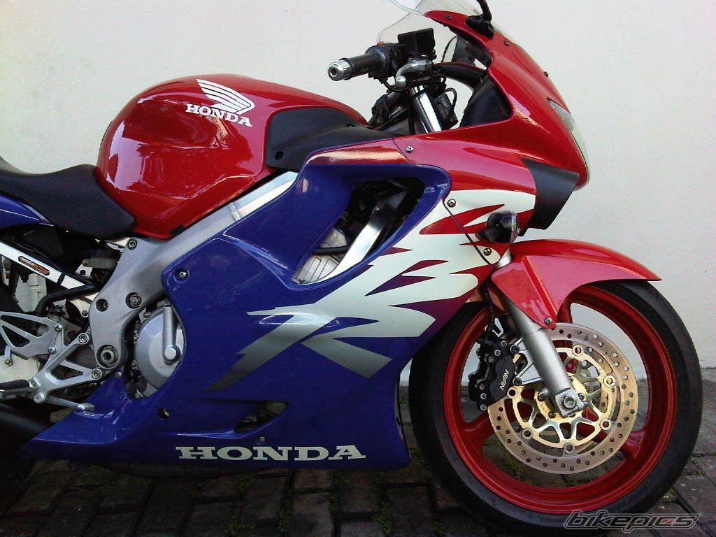 Honda cbr600rr f4