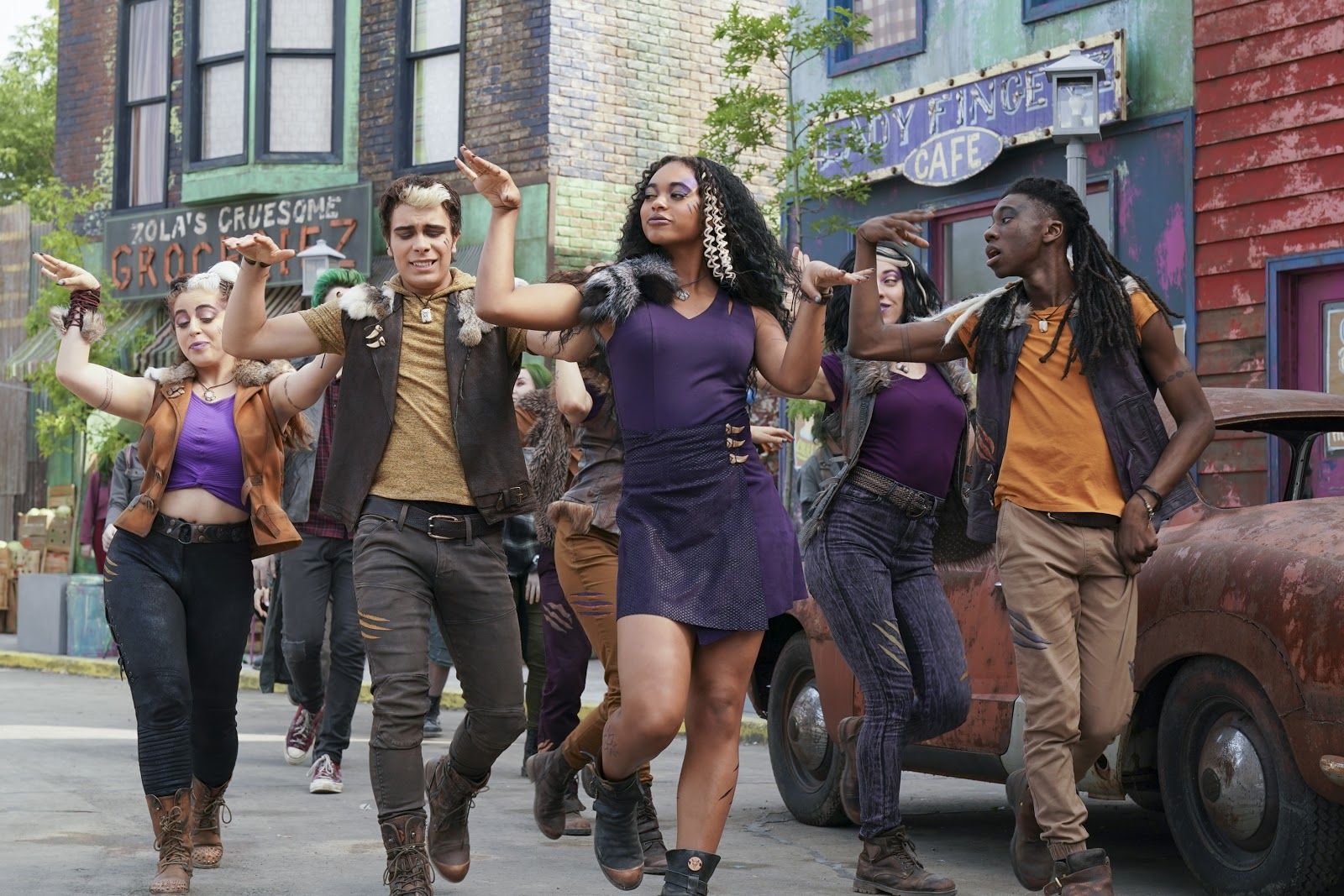 Disney Channel Announces Premiere Date, Shares Sneak Peek for Zombies 2