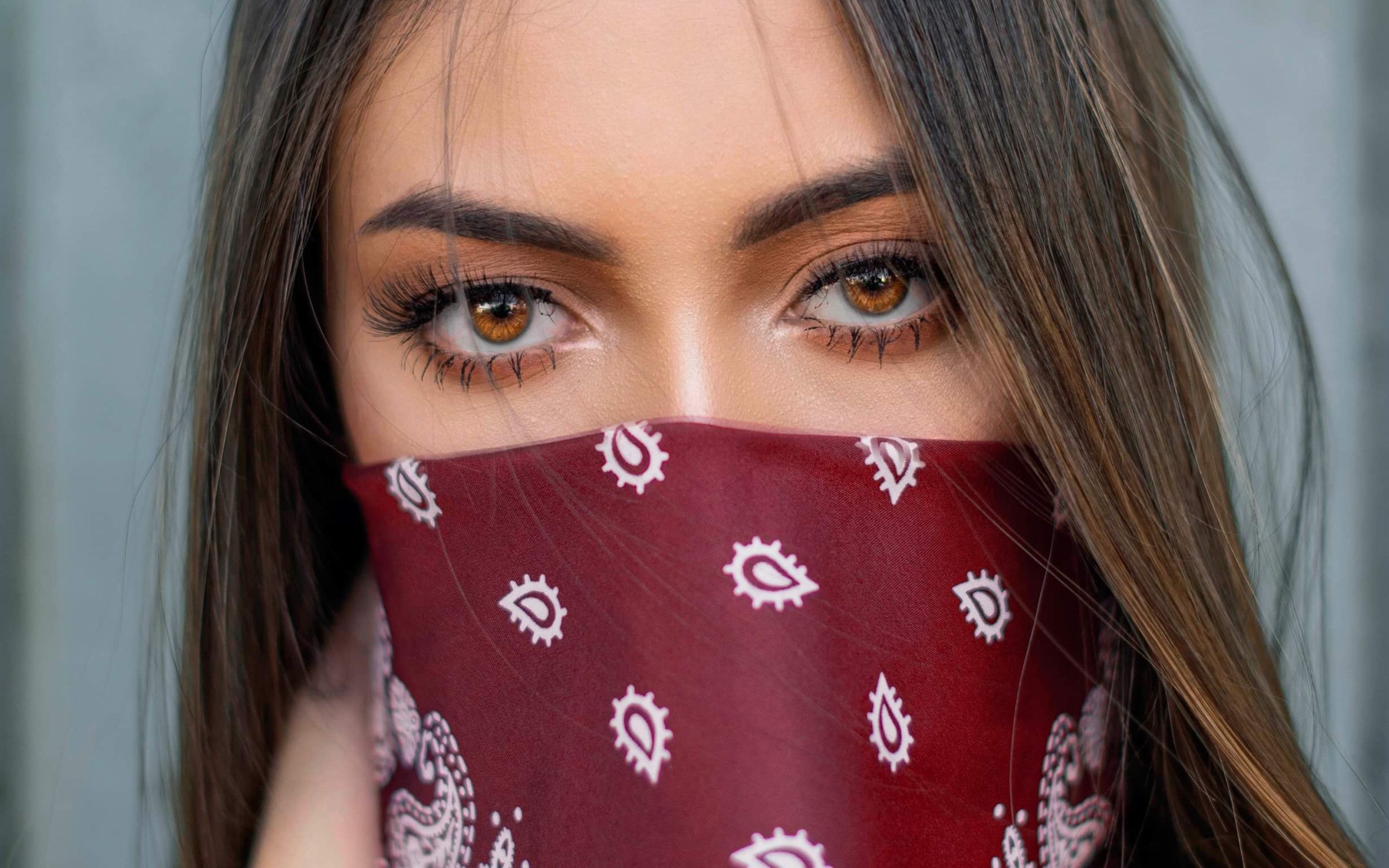 Girl Wearing Red Bandana Macbook Pro Retina HD 4k