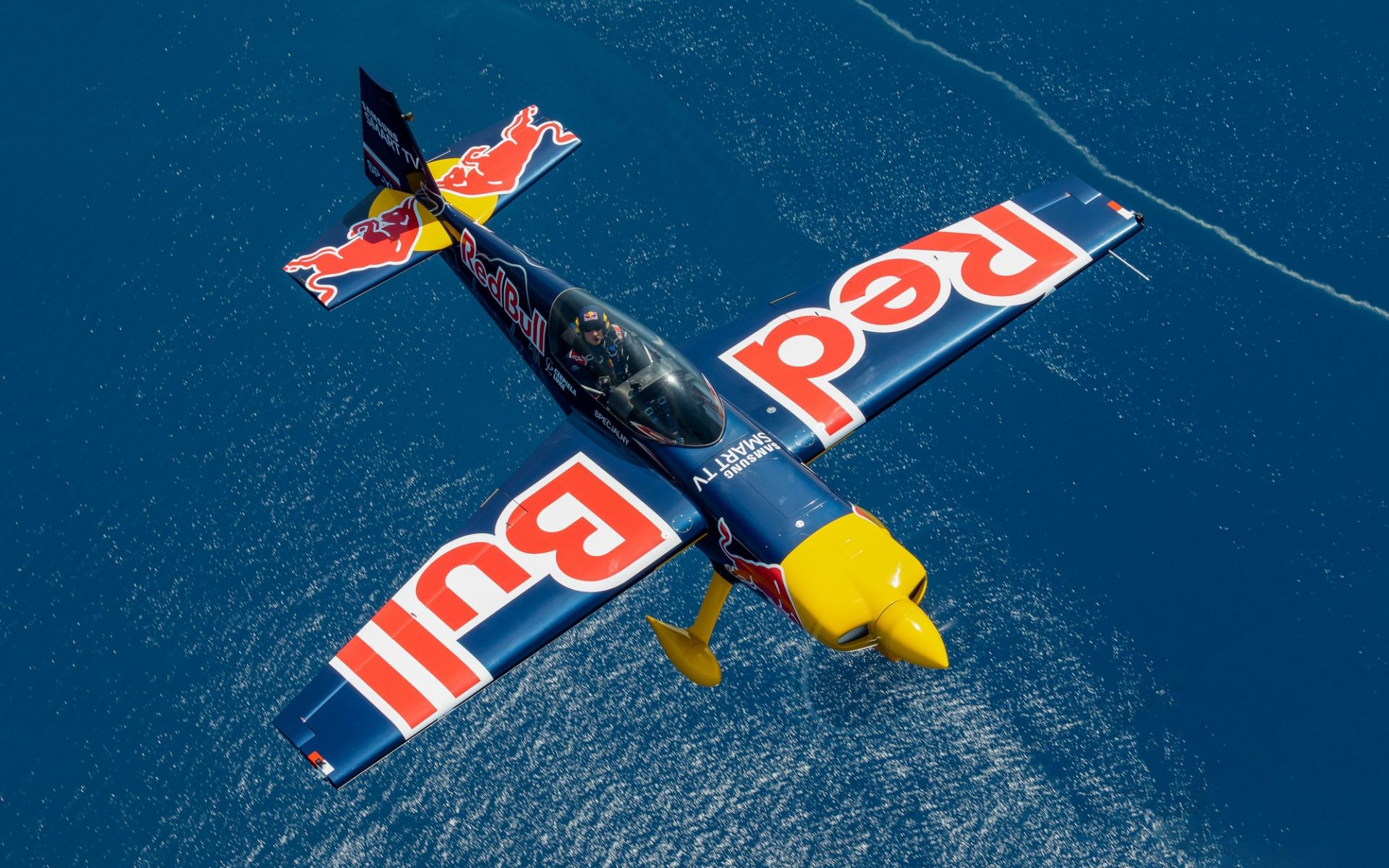 Download Wallpaper Zivko Edge Red Bull, Light Engine Sports