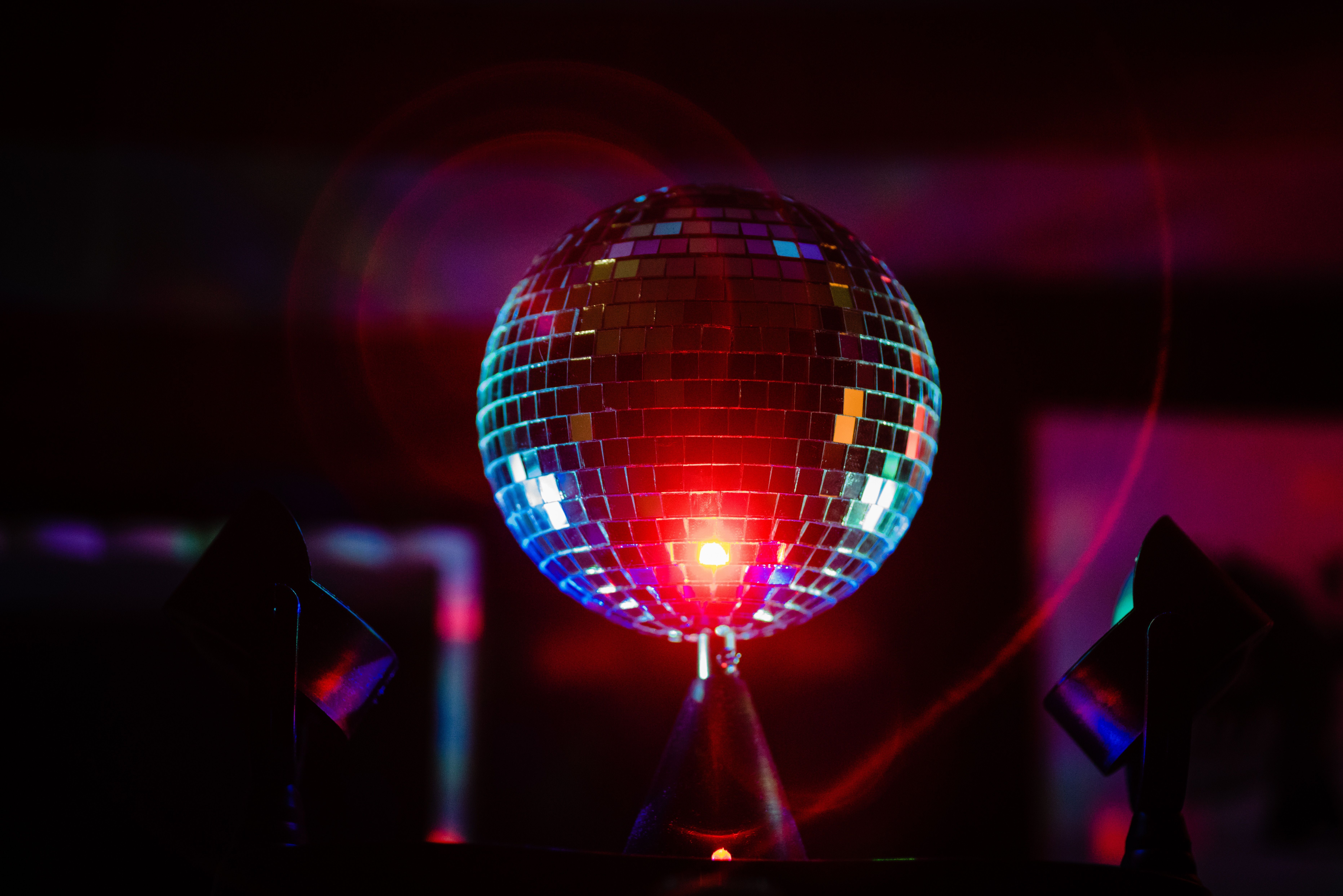 Download wallpaper 7450x4969 disco ball, laser, led, glare, bright