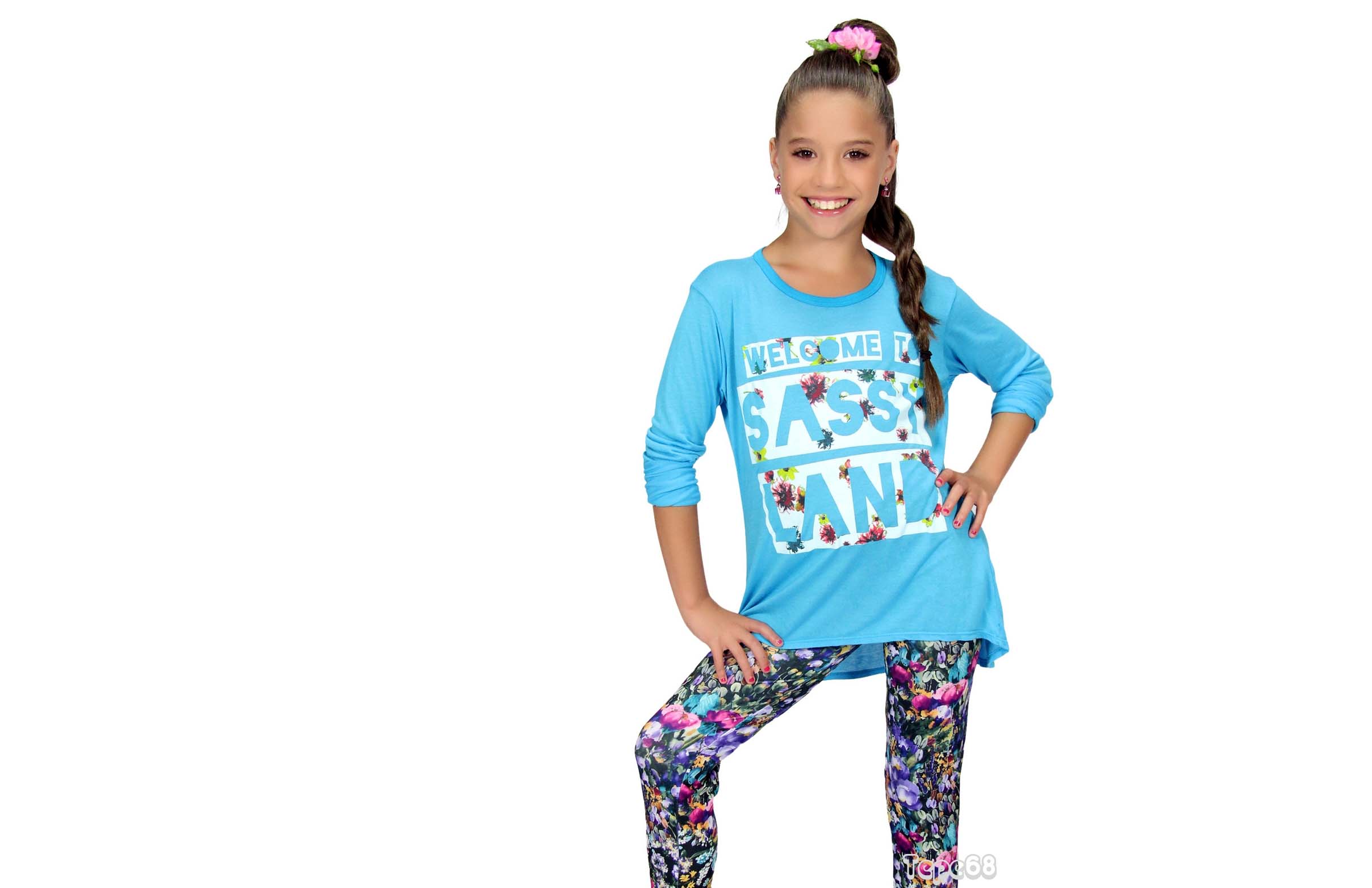 Mackenzie Ziegler Wallpaper. Mackenzie