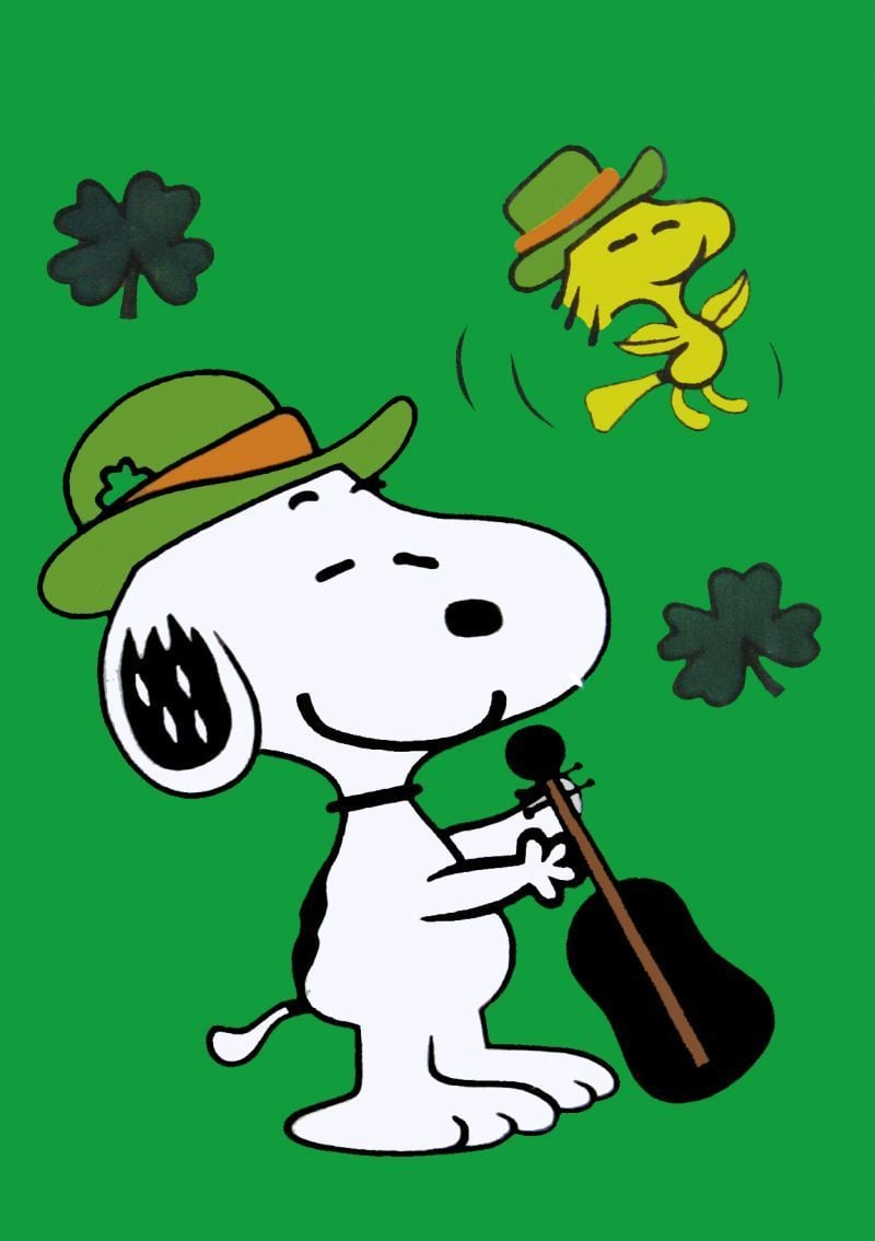 SNOOPY and the PEANUTS GANG. Snoopy, Snoopy wallpaper, St patricks day wallpaper