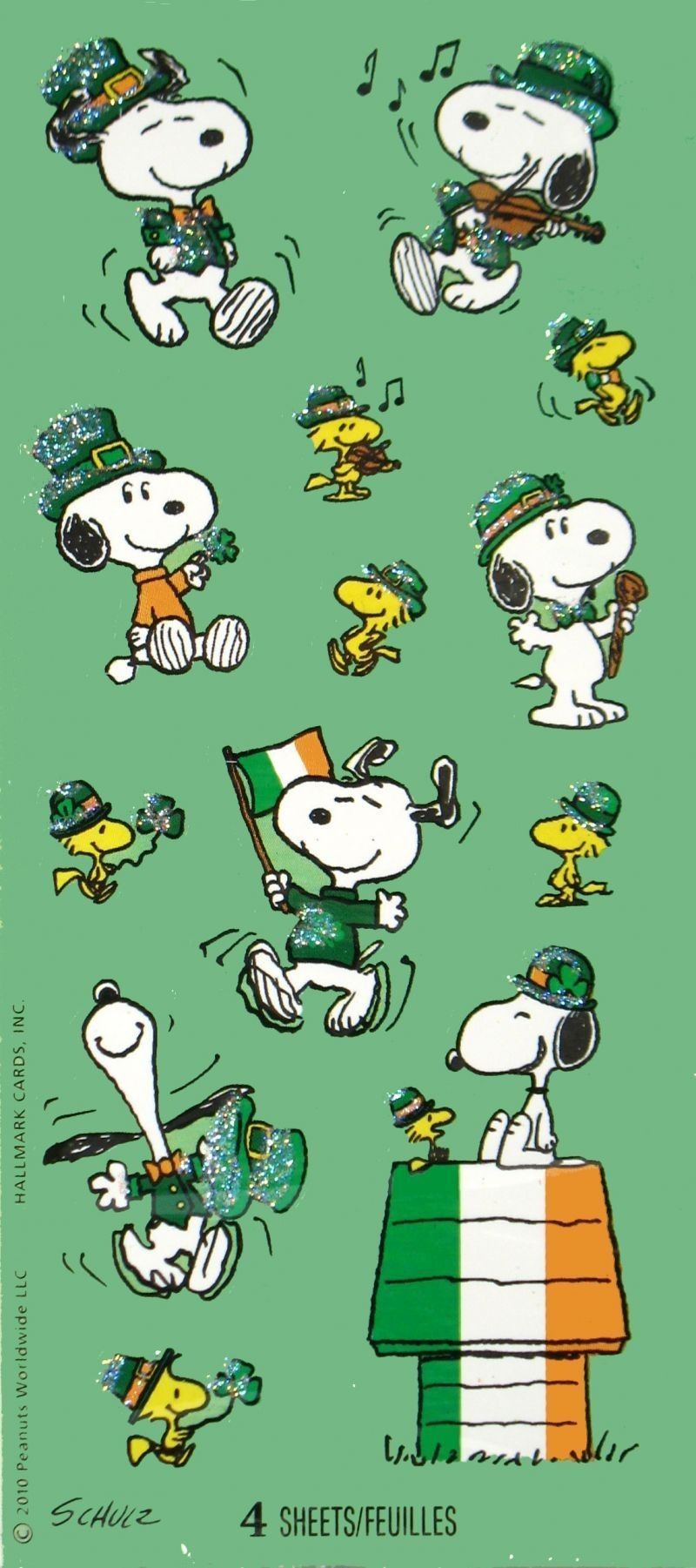 St. patrick's day. Snoopy, Snoopy love