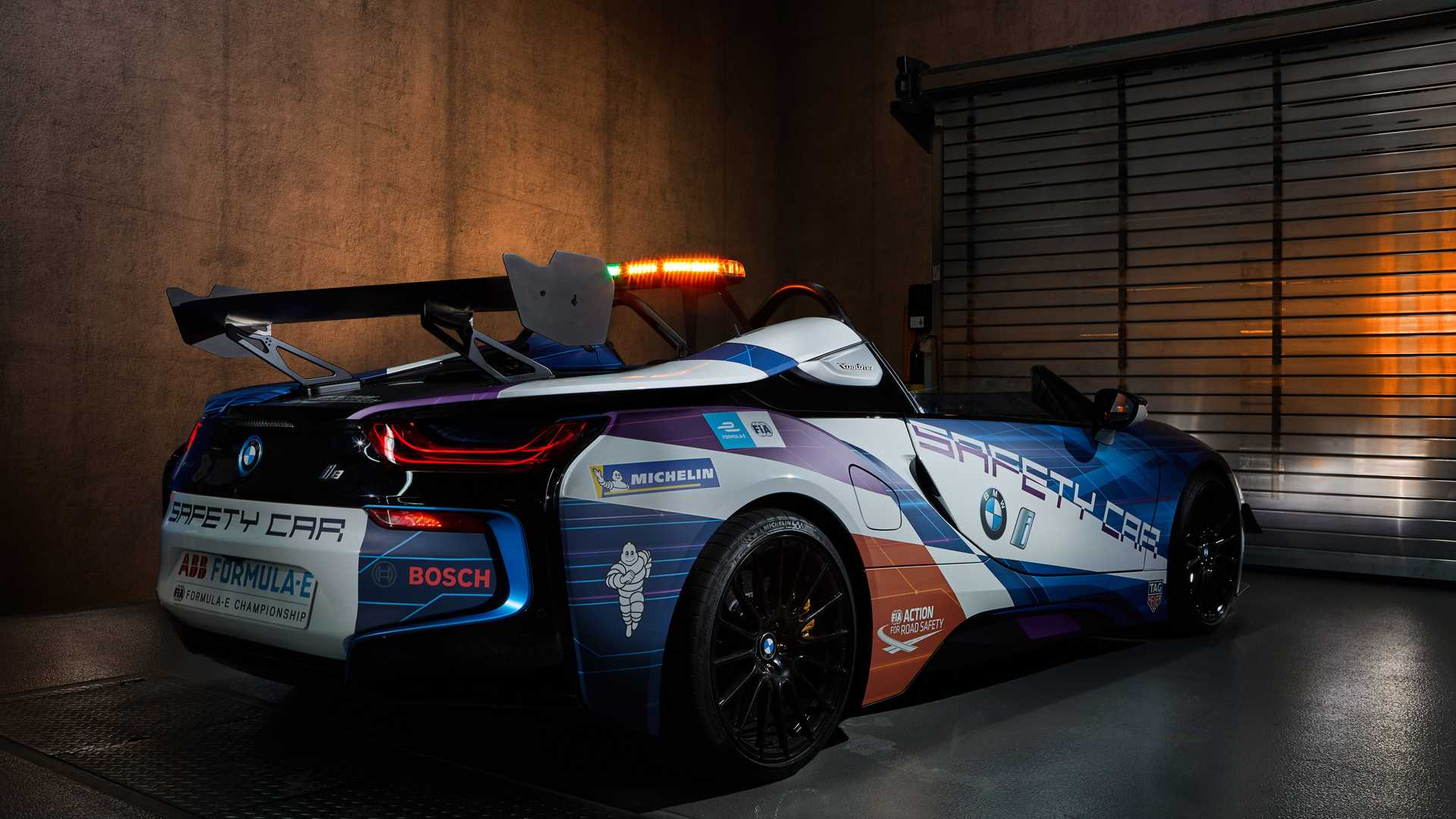 BMW Introduces New i8 Roadster Safety Car For Formula E