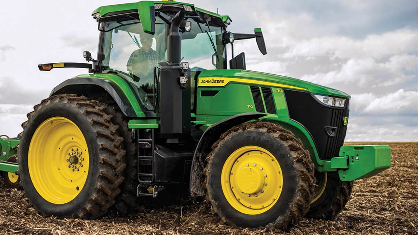 7R 210 TractorHP. Row Crop Tractors. John Deere US