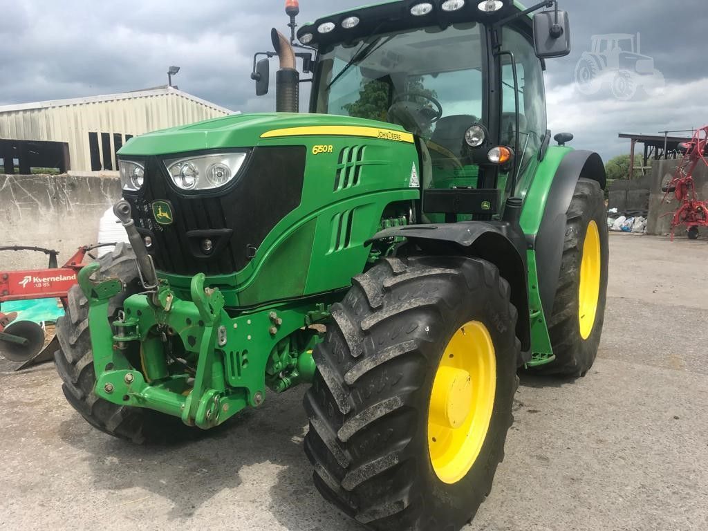 JOHN DEERE 6150R